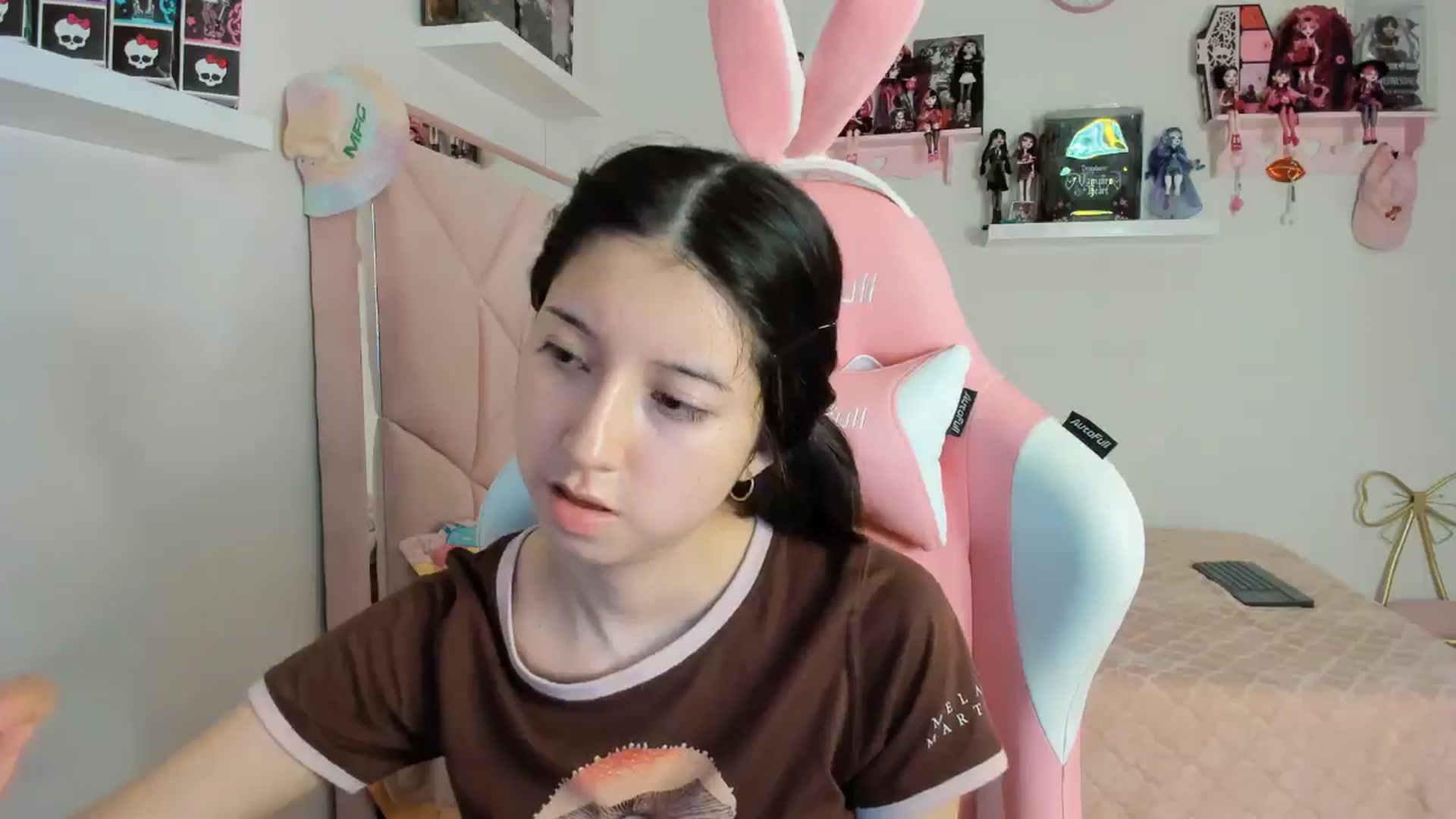 Gallery image thumbnail from Cherrycute666's myfreecams stream on, 11/05/2024, 05:55 image 12 of 20