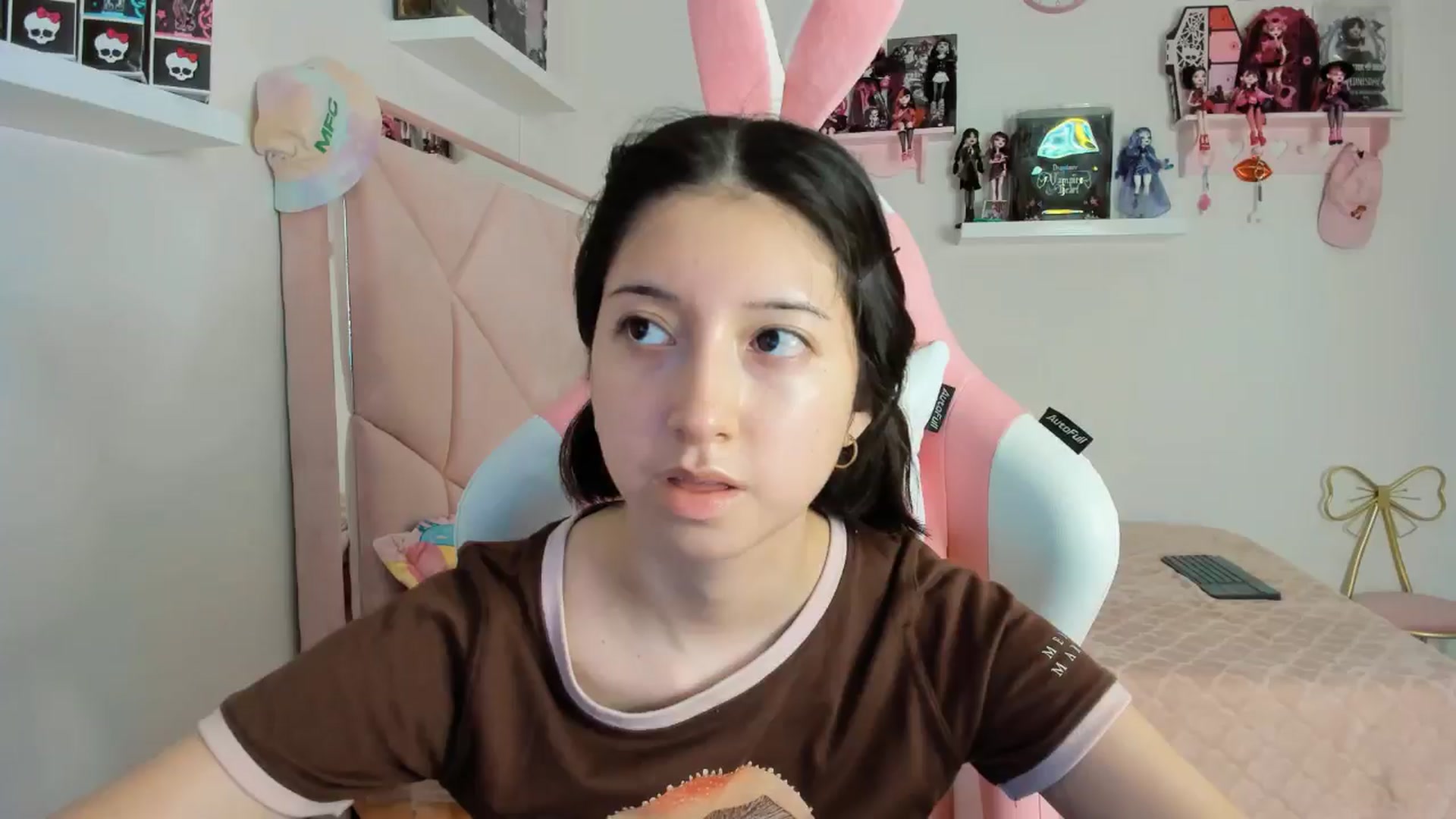 Gallery image thumbnail from Cherrycute666's myfreecams stream on, 11/05/2024, 05:55 image 5 of 20