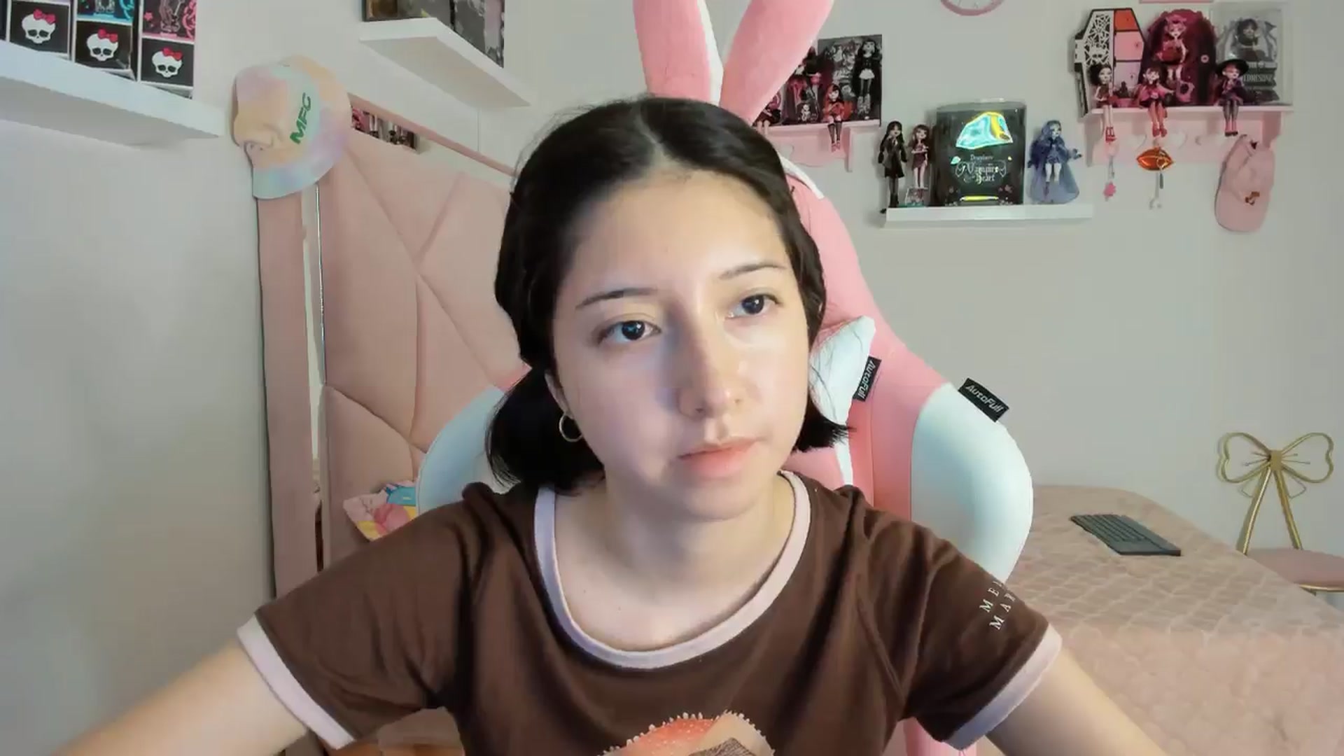 Gallery image thumbnail from Cherrycute666's myfreecams stream on, 11/05/2024, 05:55 image 8 of 20