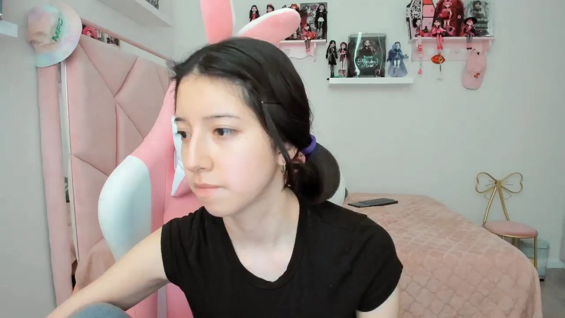 Gallery image thumbnail from Cherrycute666's myfreecams stream on, 11/05/2024, 23:37 image 2 of 20