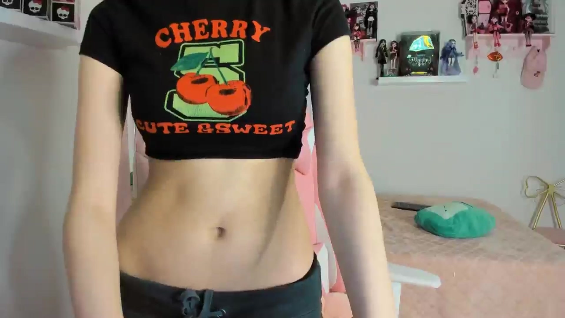 Gallery image thumbnail from Cherrycute666's myfreecams stream on, 11/08/2024, 05:40 image 10 of 20