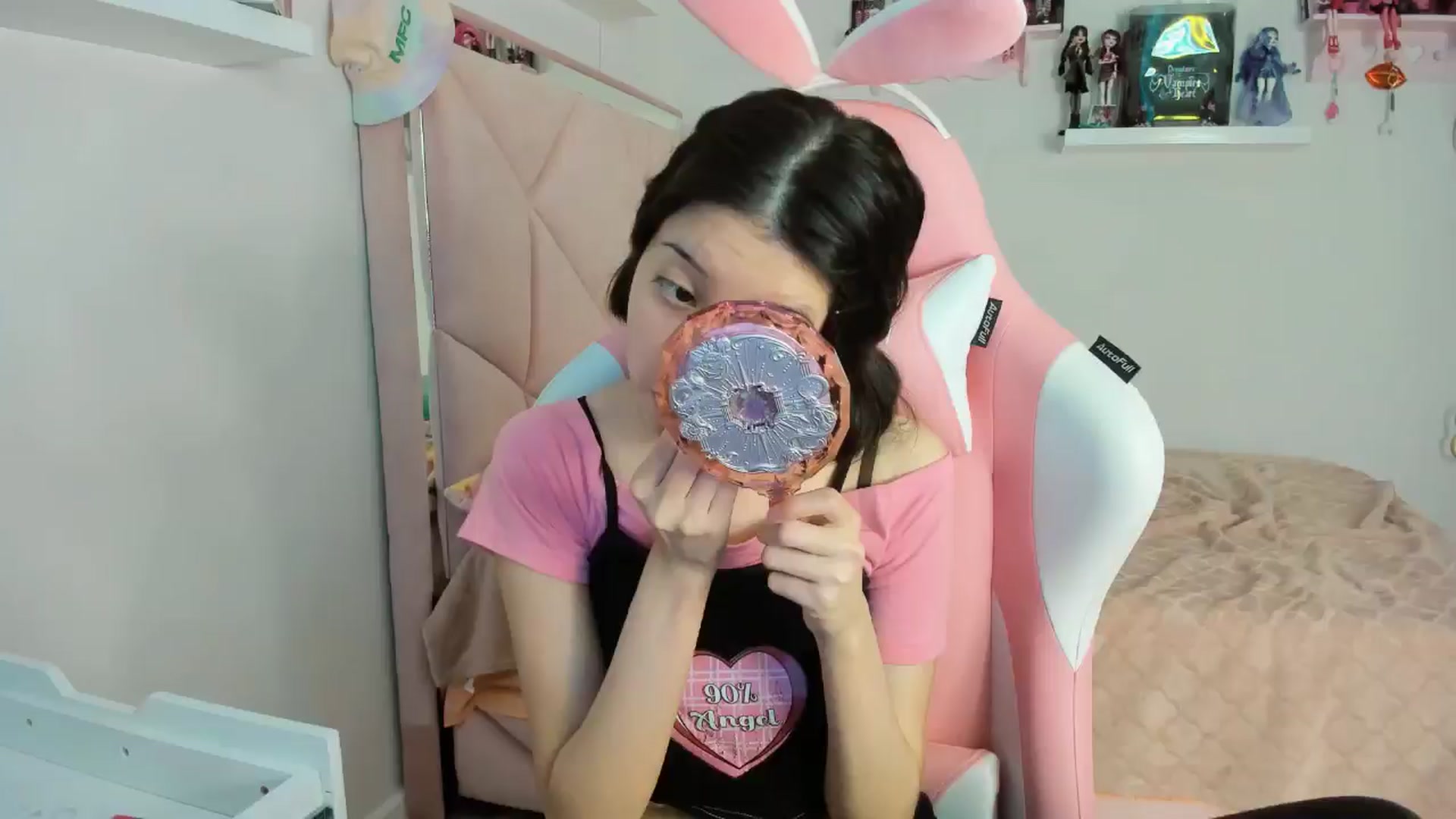 Gallery image thumbnail from Cherrycute666's myfreecams stream on, 11/09/2024, 24:02 image 14 of 20