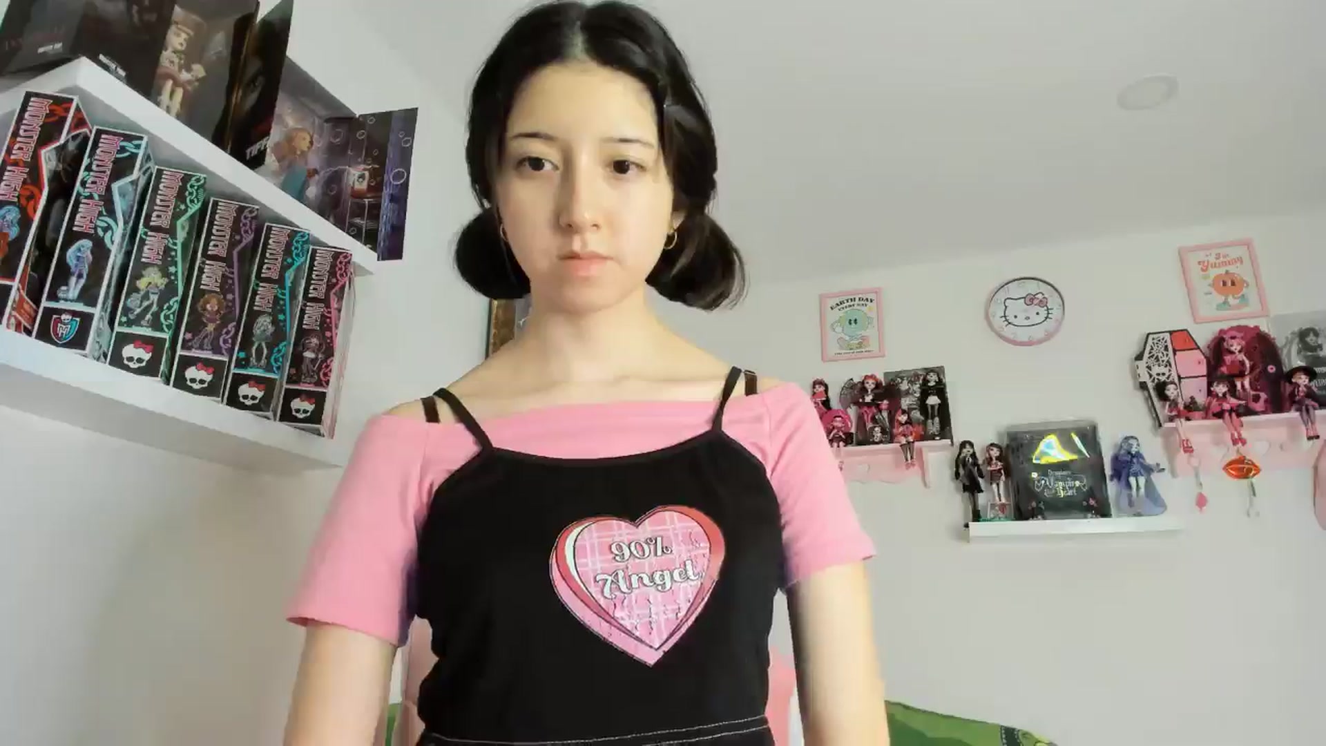 Gallery image thumbnail from Cherrycute666's myfreecams stream on, 11/09/2024, 10:49 image 20 of 20