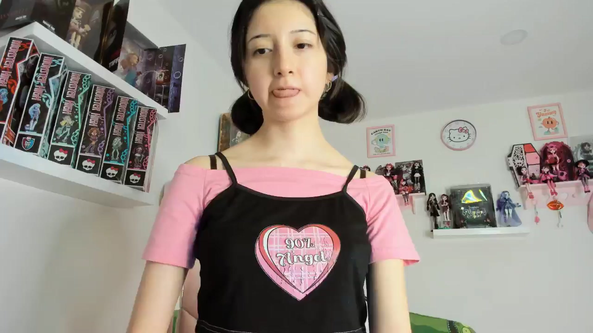Gallery image thumbnail from Cherrycute666's myfreecams stream on, 11/09/2024, 10:49 image 18 of 20