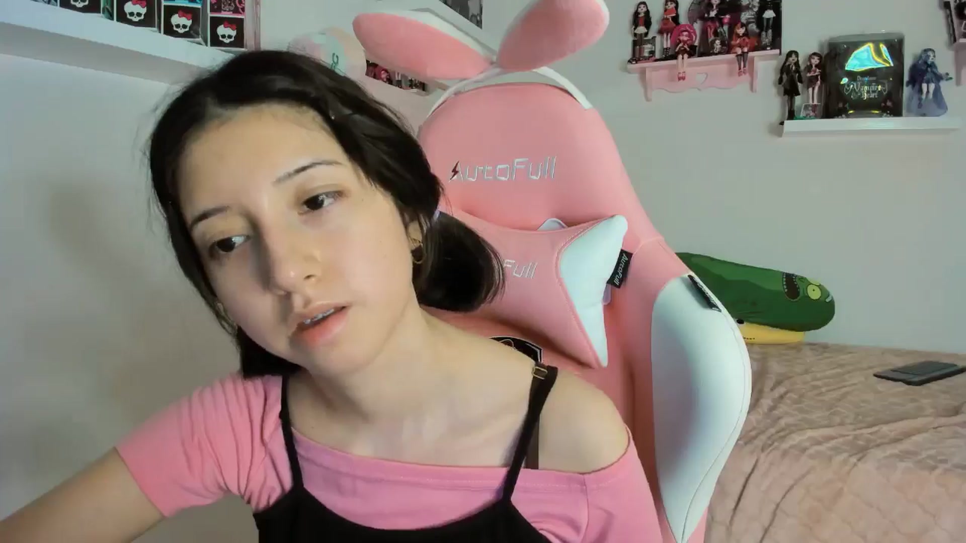 Gallery image thumbnail from Cherrycute666's myfreecams stream on, 11/09/2024, 11:21 image 11 of 20