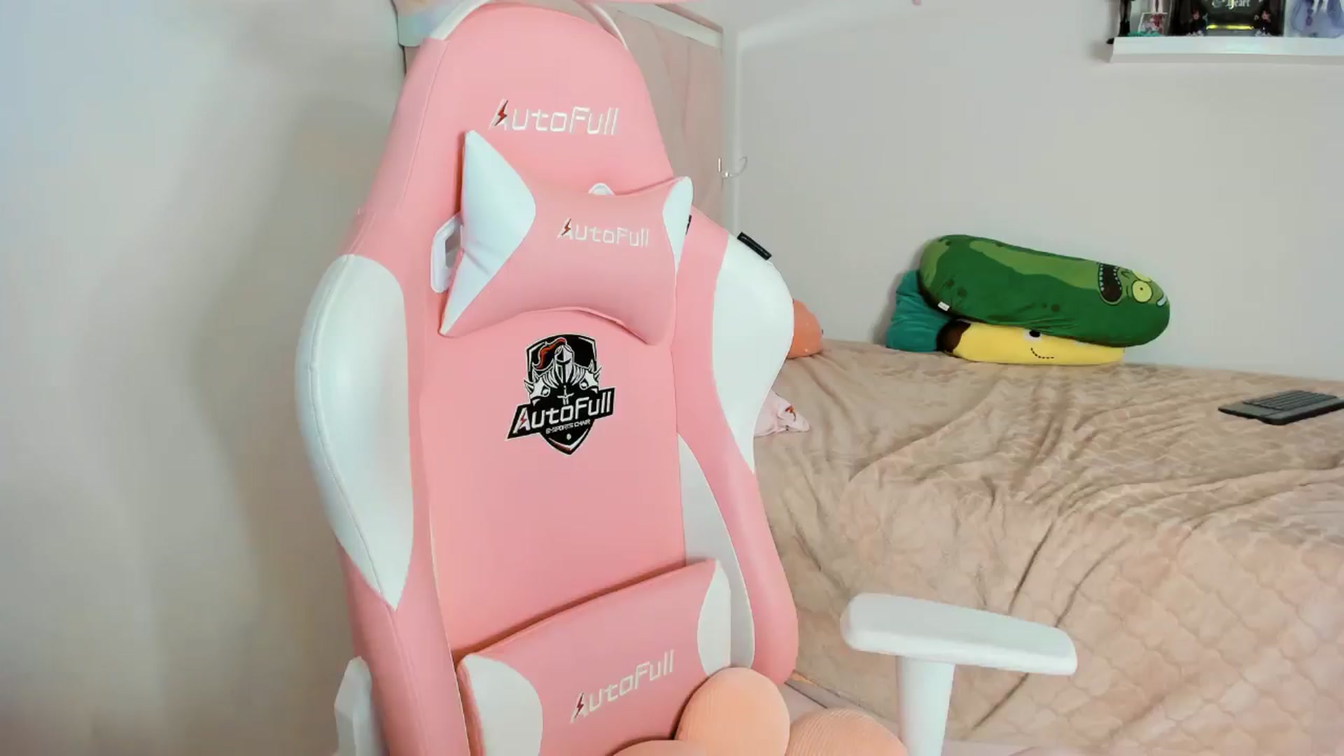 Gallery image thumbnail from Cherrycute666's myfreecams stream on, 11/09/2024, 11:21 image 19 of 20