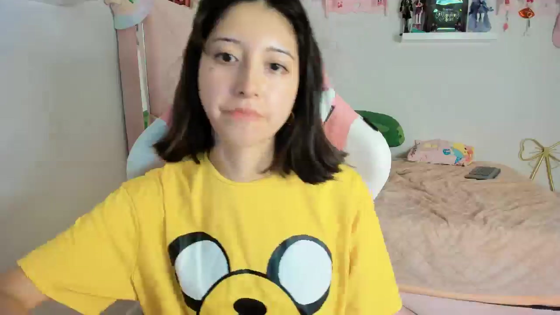 Gallery image thumbnail from Cherrycute666's myfreecams stream on, 11/13/2024, 08:49 image 16 of 20