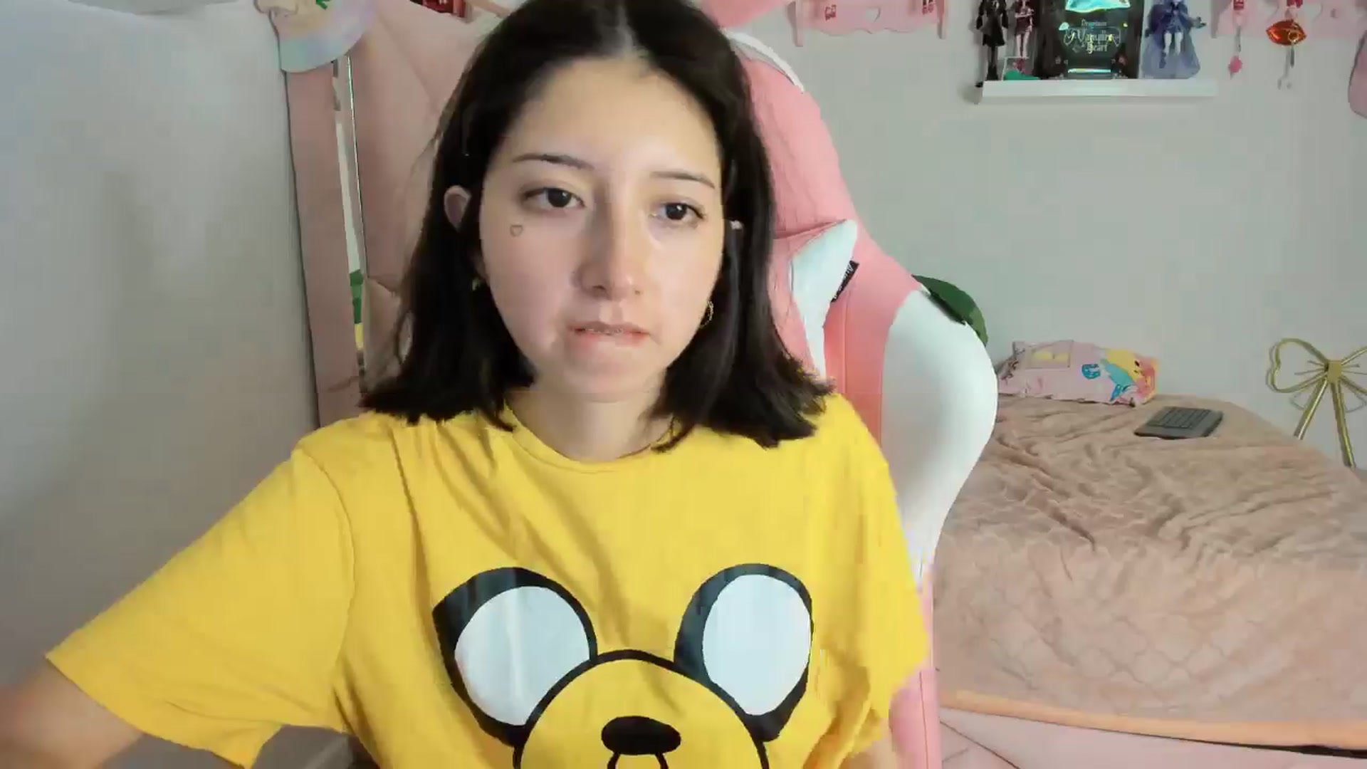 Gallery image thumbnail from Cherrycute666's myfreecams stream on, 11/13/2024, 08:49 image 11 of 20
