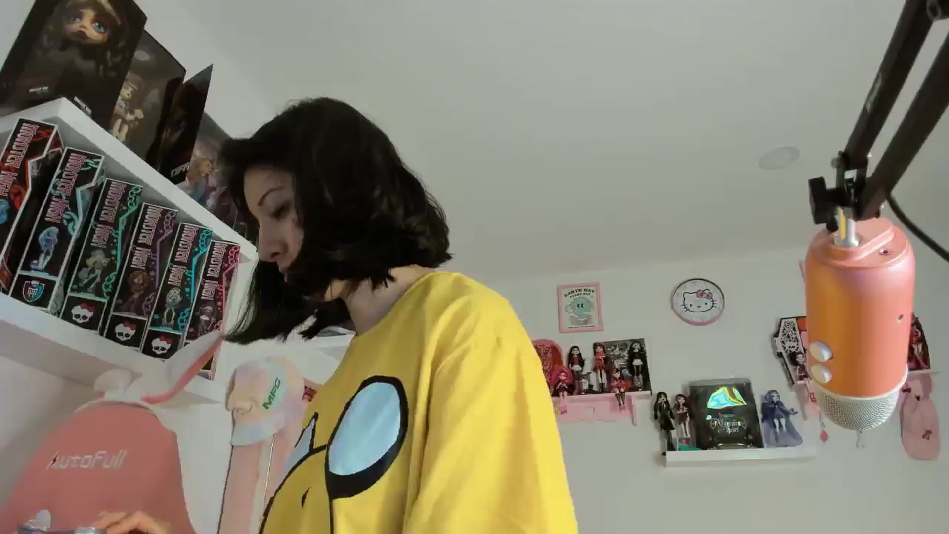 Gallery image thumbnail from Cherrycute666's myfreecams stream on, 11/13/2024, 08:49 image 20 of 20