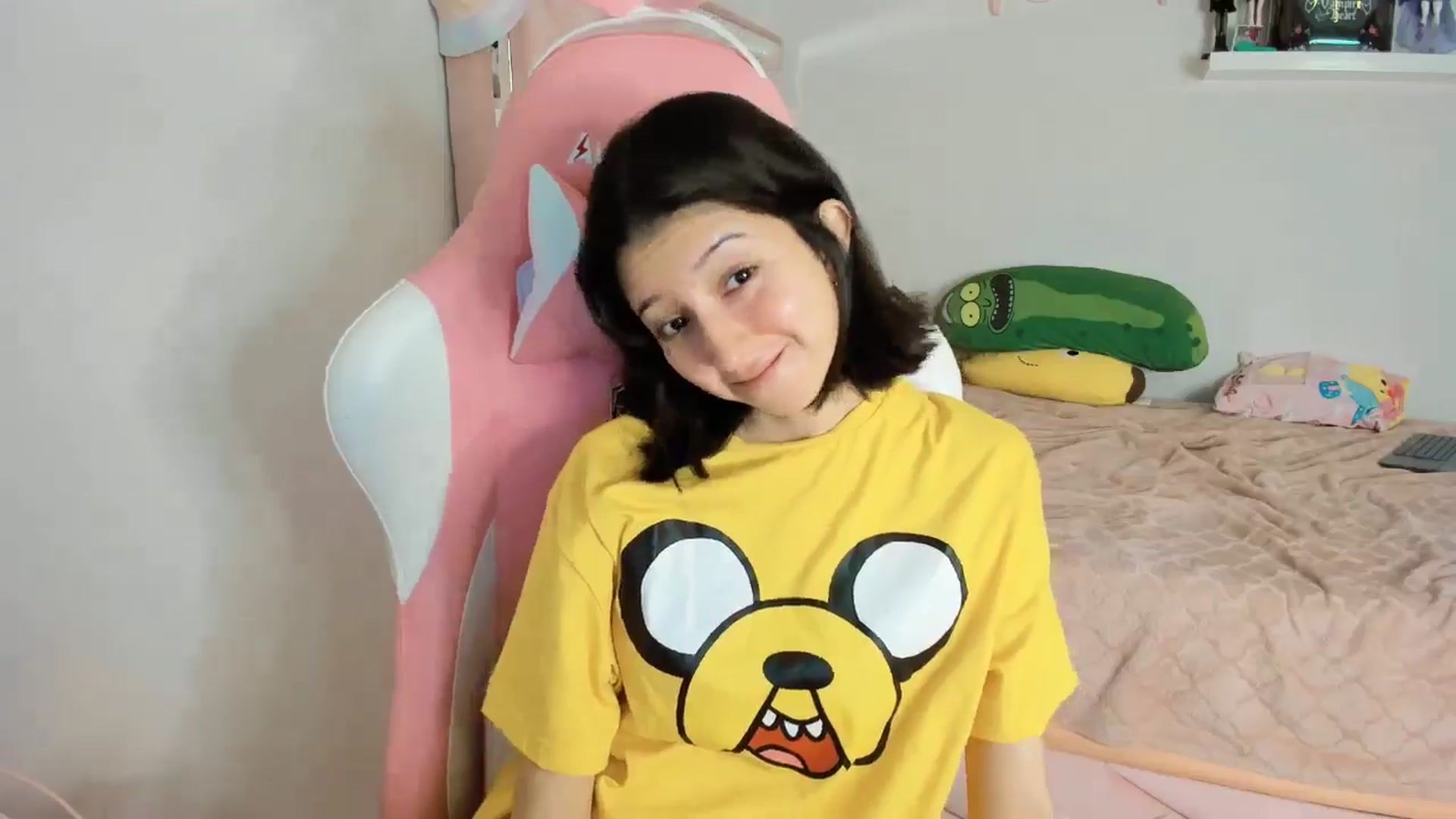 Gallery image thumbnail from Cherrycute666's myfreecams stream on, 11/13/2024, 09:27 image 19 of 20