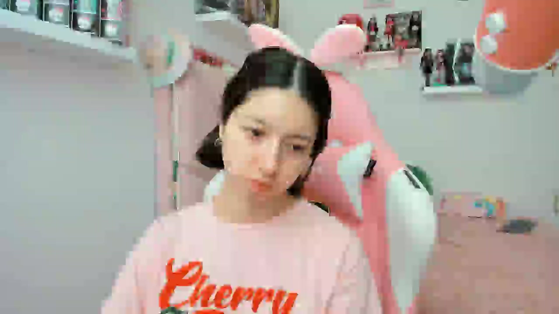 Gallery image thumbnail from Cherrycute666's myfreecams stream on, 11/13/2024, 21:12 image 5 of 20