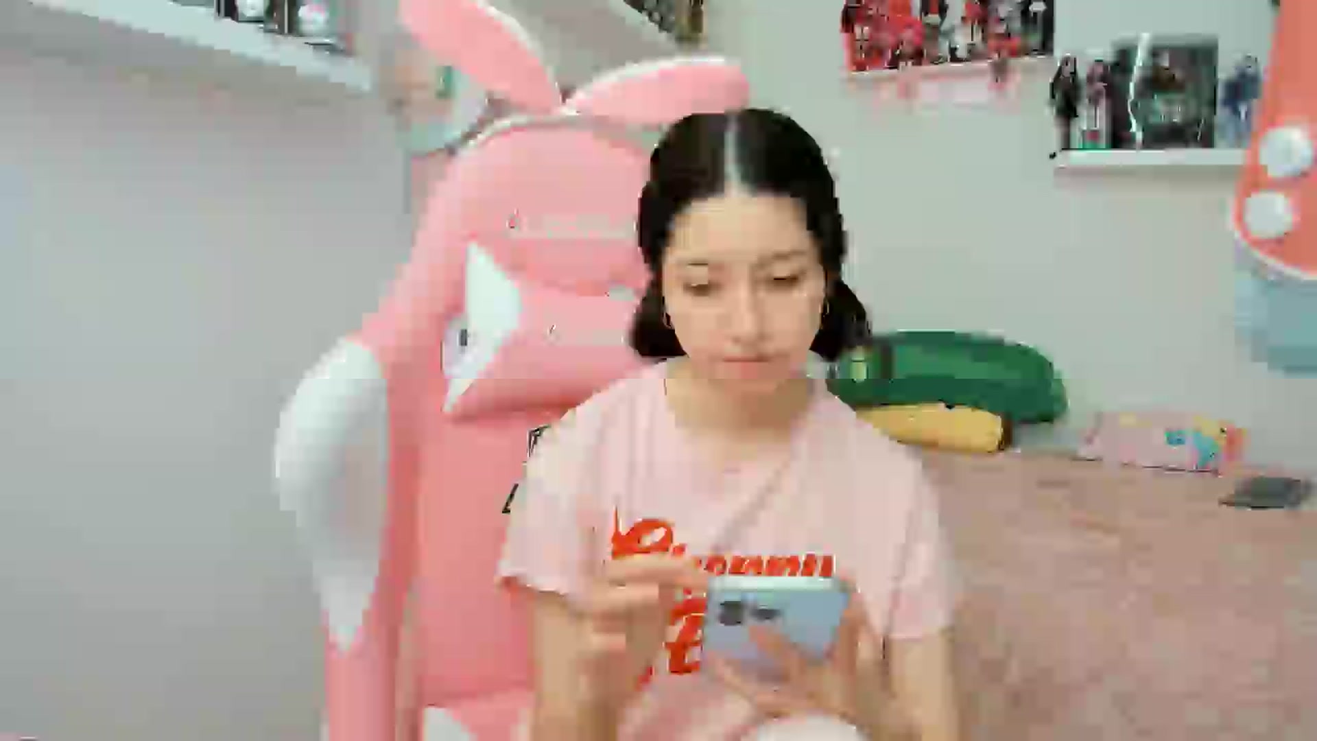 Gallery image thumbnail from Cherrycute666's myfreecams stream on, 11/13/2024, 21:56 image 10 of 20