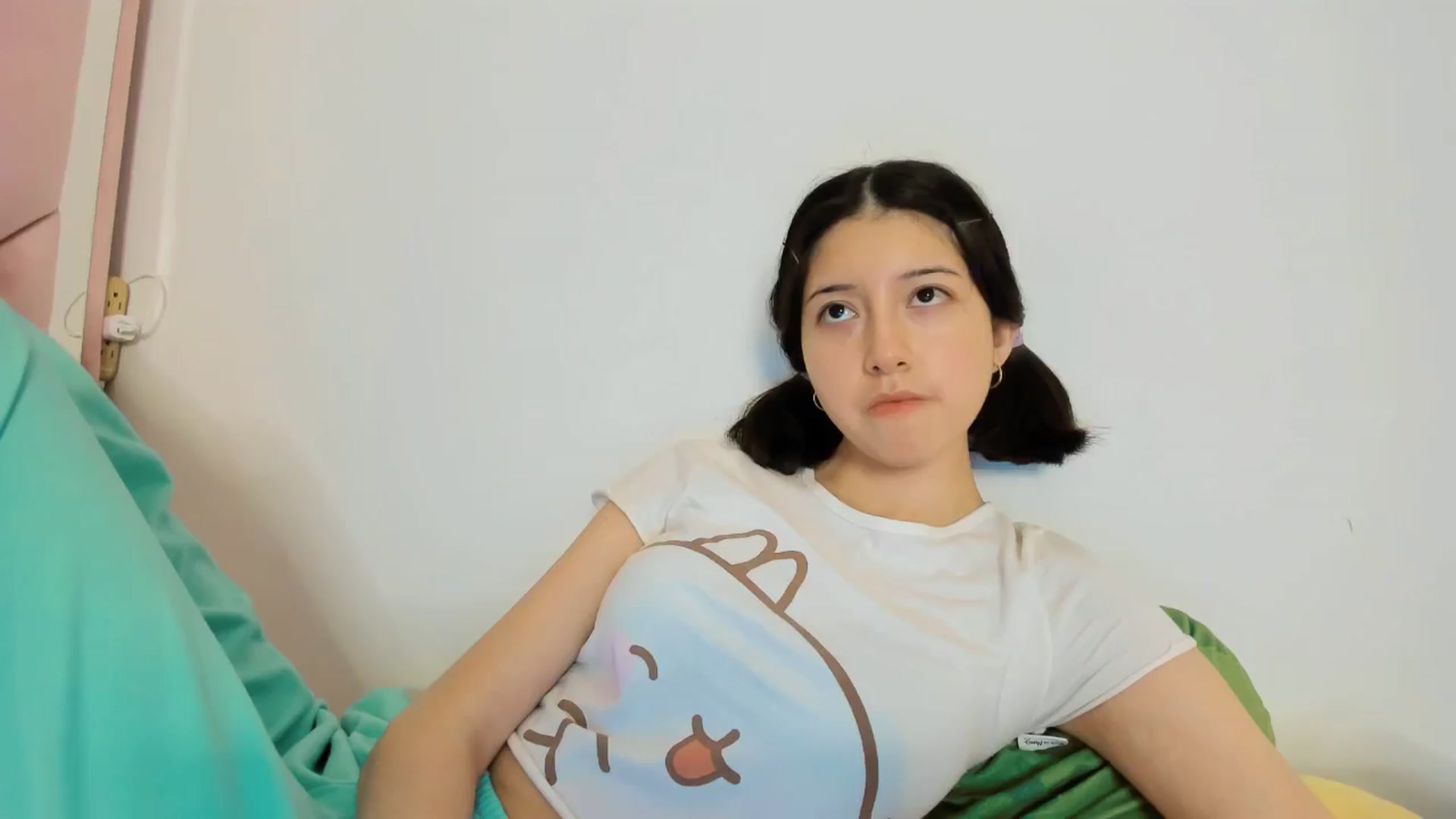 Gallery image thumbnail from Cherrycute666's myfreecams stream on, 11/15/2024, 09:21 image 3 of 20