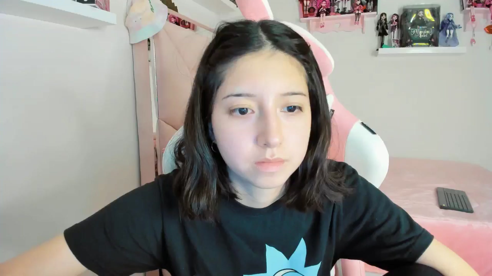 Gallery image thumbnail from Cherrycute666's myfreecams stream on, 11/21/2024, 05:50 image 5 of 20