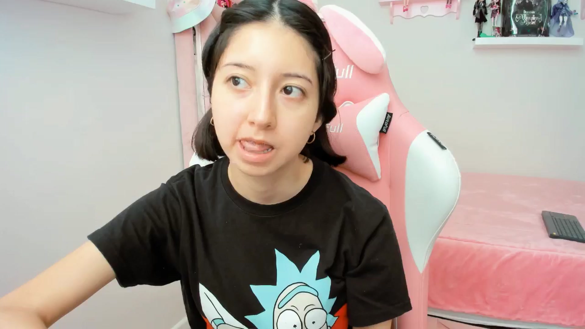 Gallery image thumbnail from Cherrycute666's myfreecams stream on, 11/21/2024, 19:44 image 7 of 20