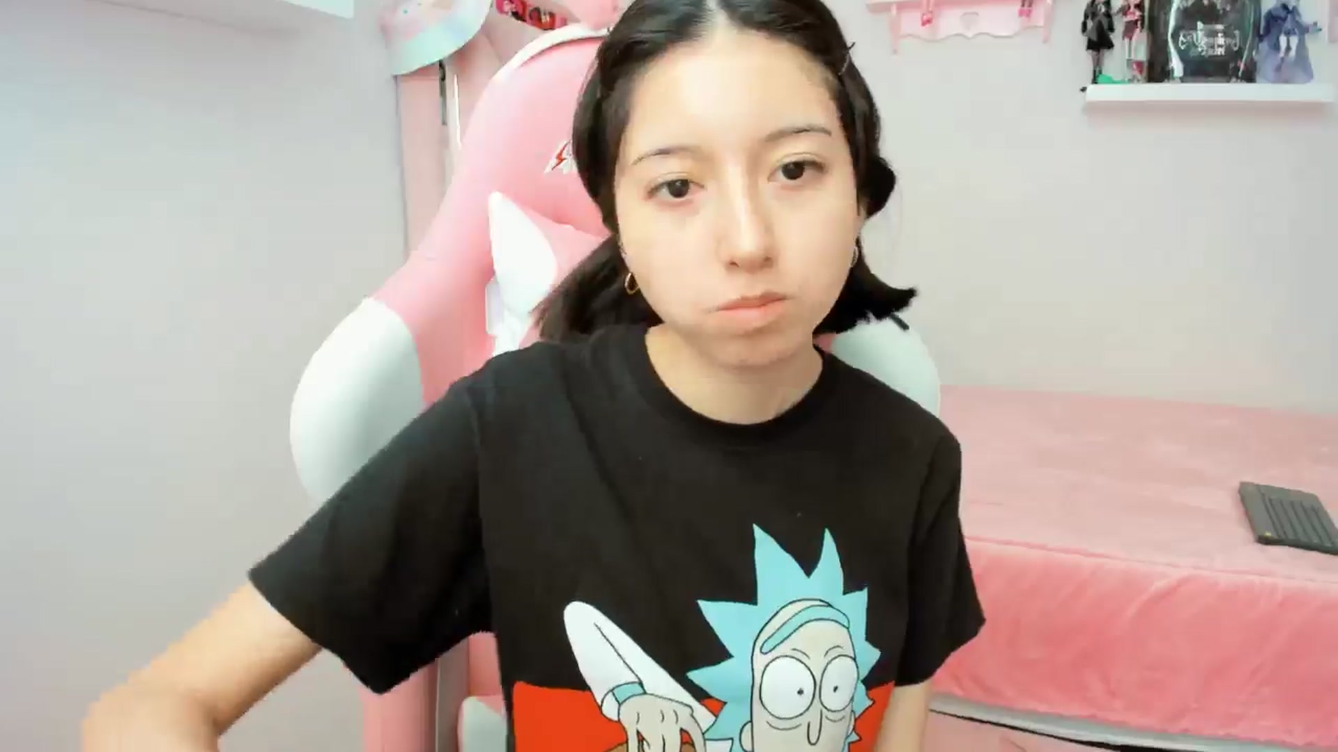 Gallery image thumbnail from Cherrycute666's myfreecams stream on, 11/21/2024, 19:44 image 11 of 20