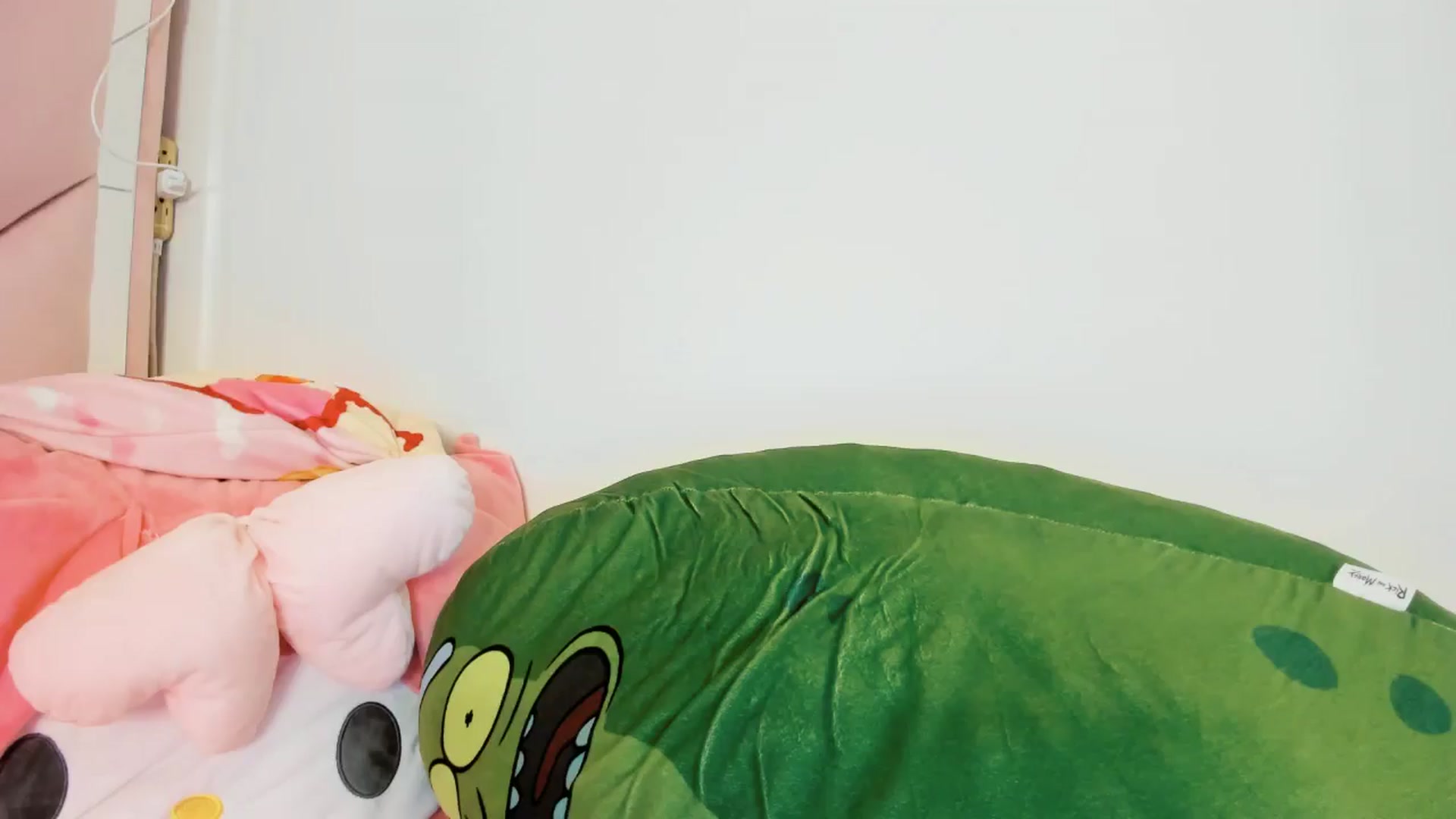 Gallery image thumbnail from Cherrycute666's myfreecams stream on, 11/23/2024, 10:03 image 13 of 20