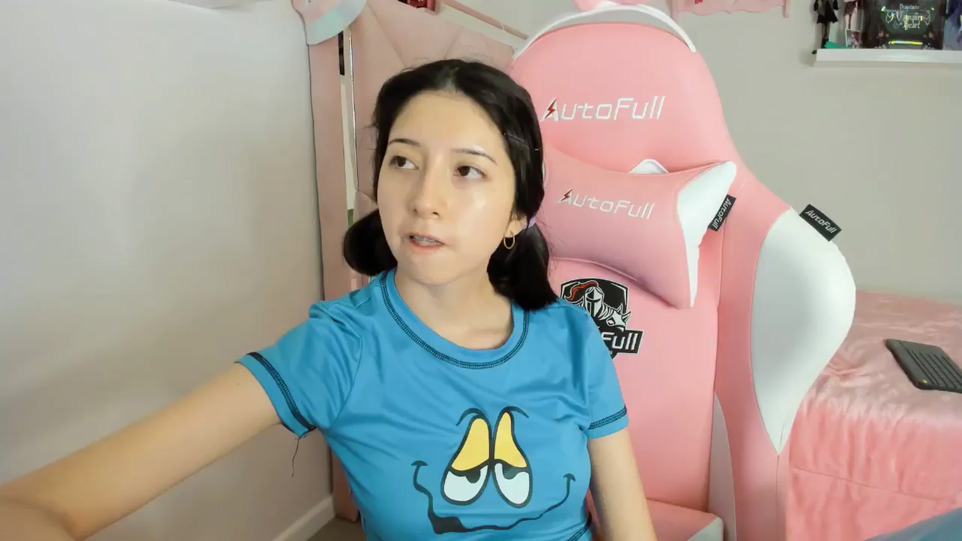 Gallery image thumbnail from Cherrycute666's myfreecams stream on, 11/24/2024, 06:22 image 13 of 20