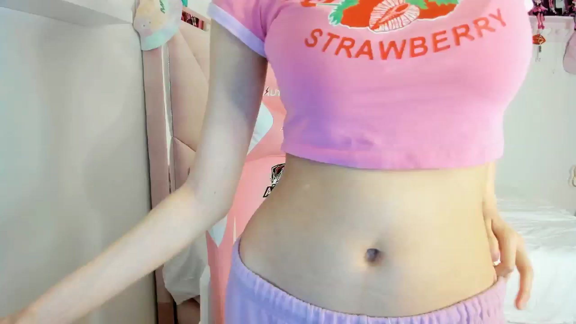 Gallery image thumbnail from Cherrycute666's myfreecams stream on, 11/27/2024, 06:14 image 8 of 20