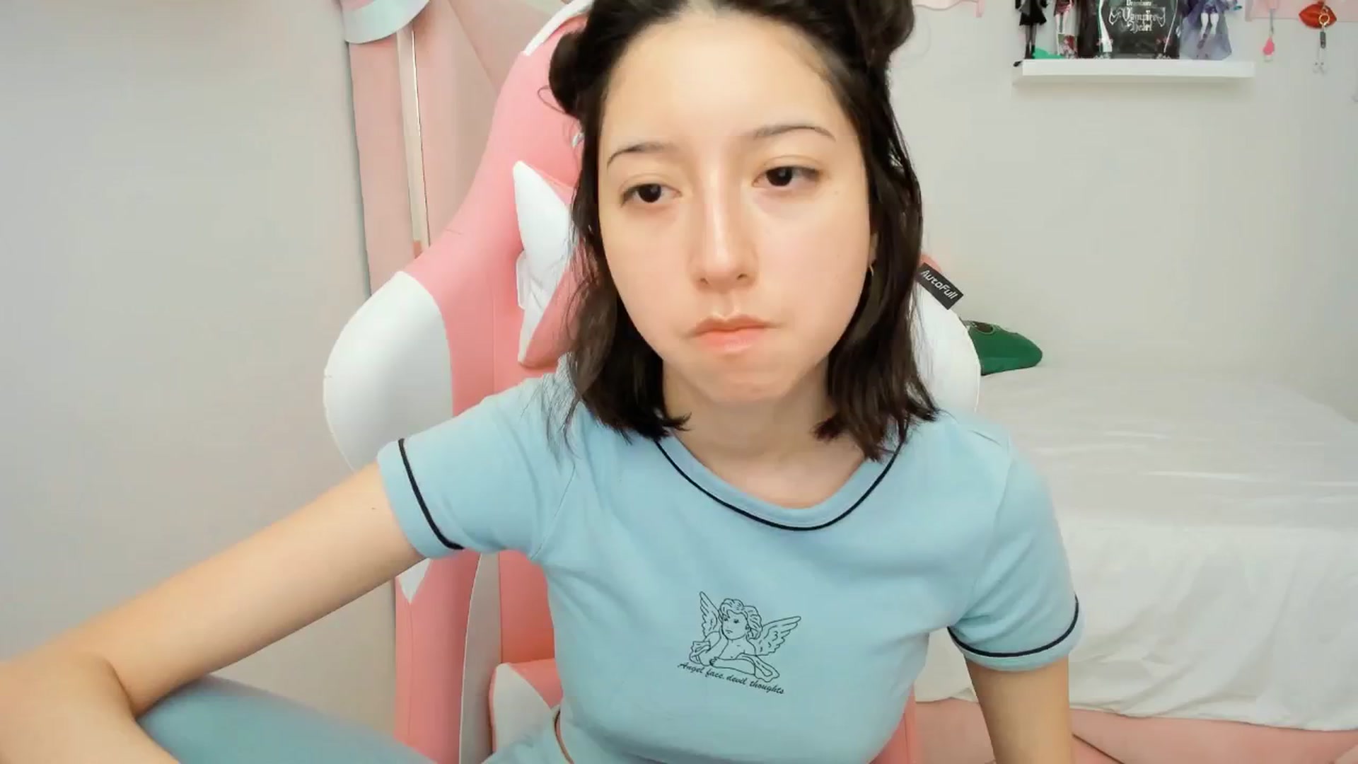 Gallery image thumbnail from Cherrycute666's myfreecams stream on, 11/29/2024, 22:52 image 6 of 20