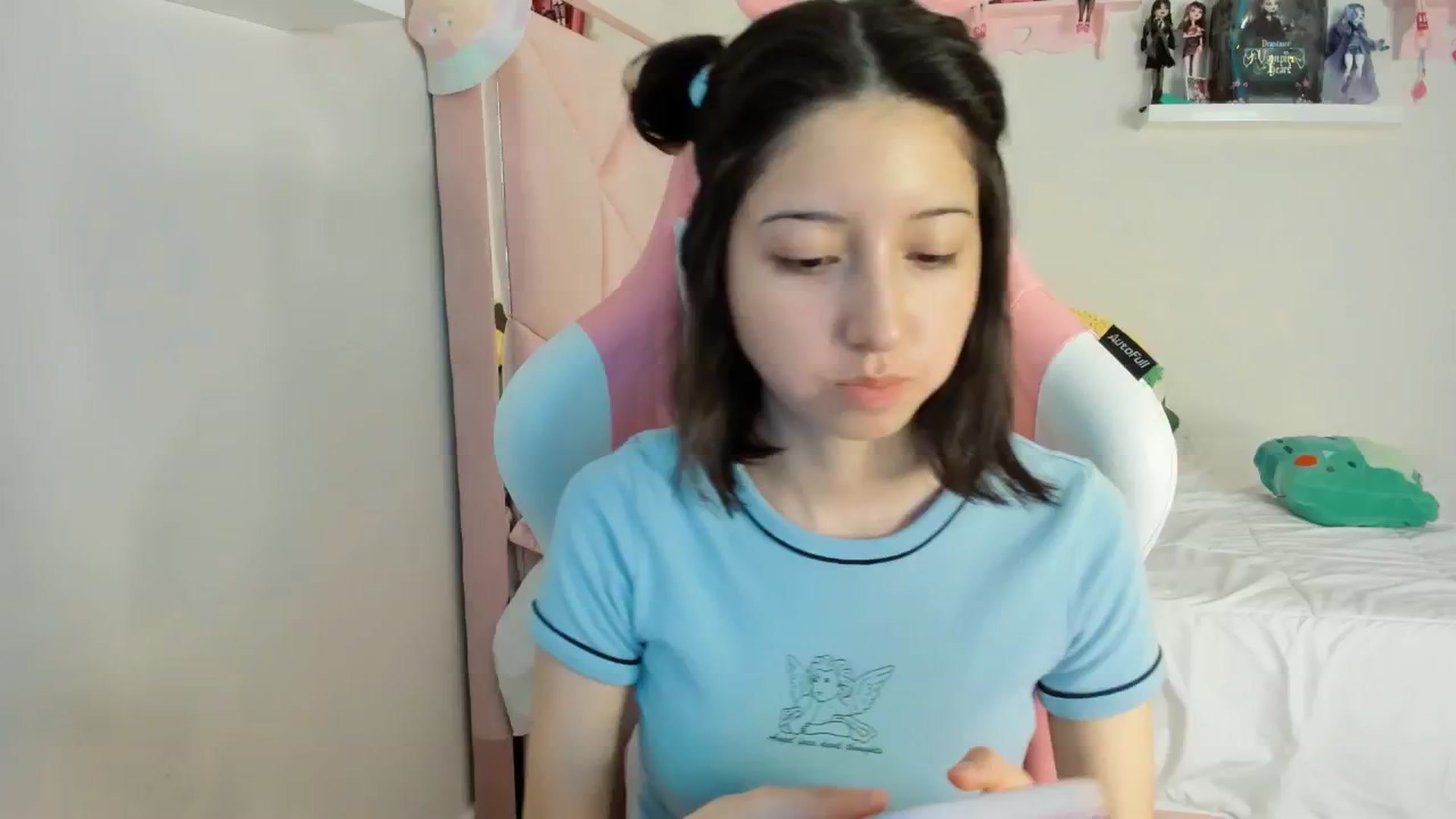 Gallery image thumbnail from Cherrycute666's myfreecams stream on, 11/29/2024, 23:52 image 2 of 20