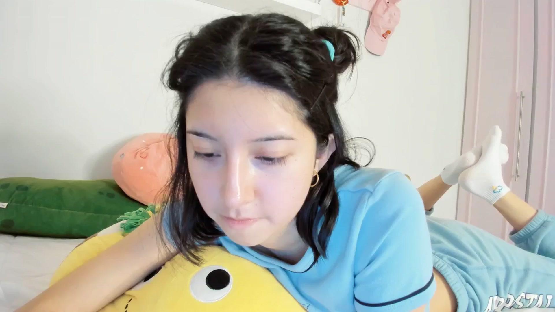 Gallery image thumbnail from Cherrycute666's myfreecams stream on, 11/30/2024, 04:52 image 3 of 20