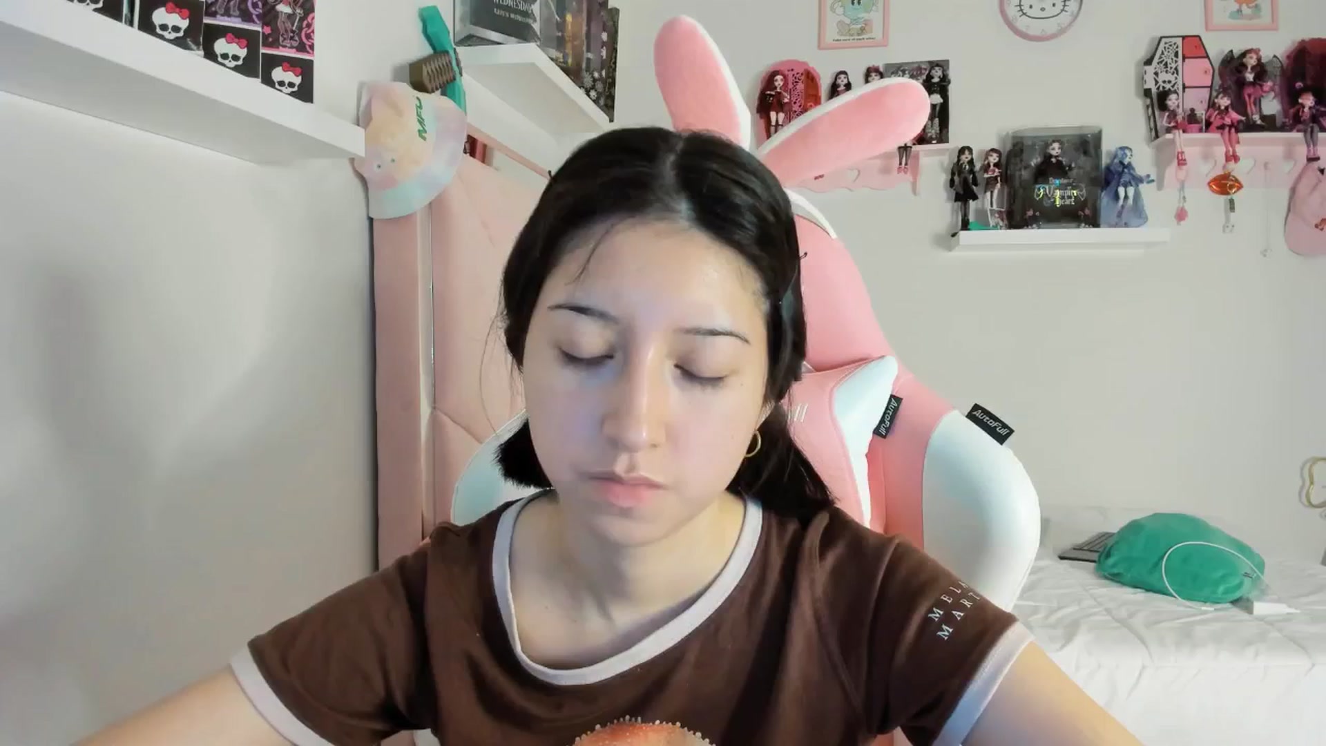 Gallery image thumbnail from Cherrycute666's myfreecams stream on, 12/02/2024, 02:56 image 9 of 20