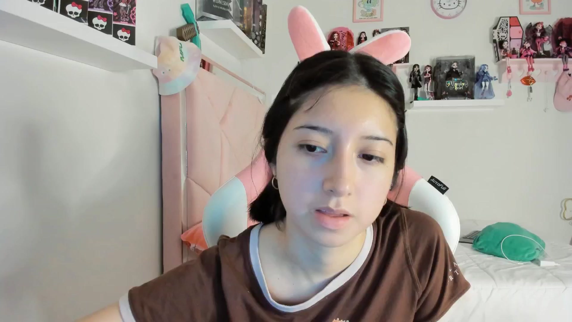 Gallery image thumbnail from Cherrycute666's myfreecams stream on, 12/02/2024, 02:56 image 12 of 20