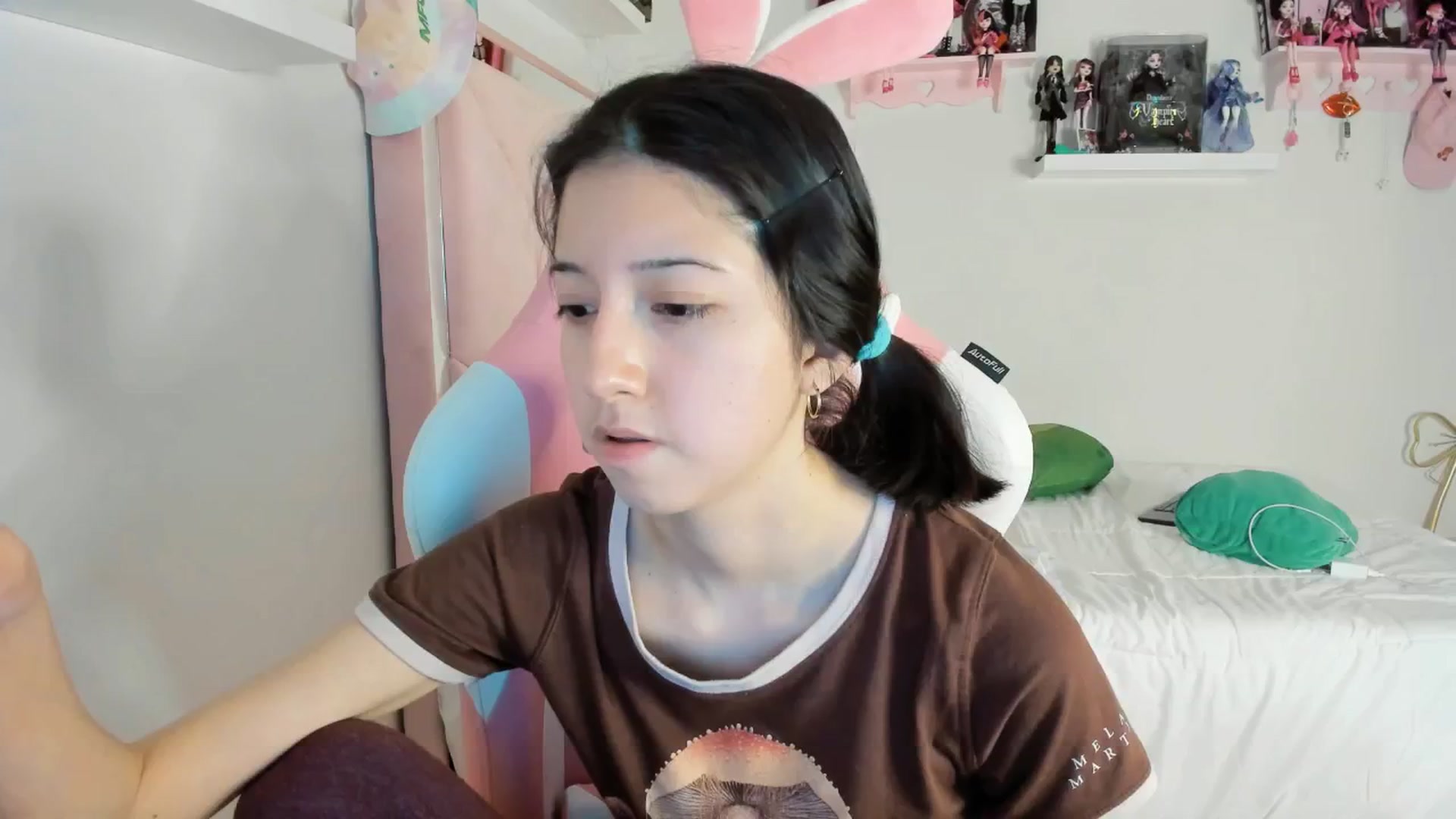 Gallery image thumbnail from Cherrycute666's myfreecams stream on, 12/02/2024, 04:12 image 18 of 20