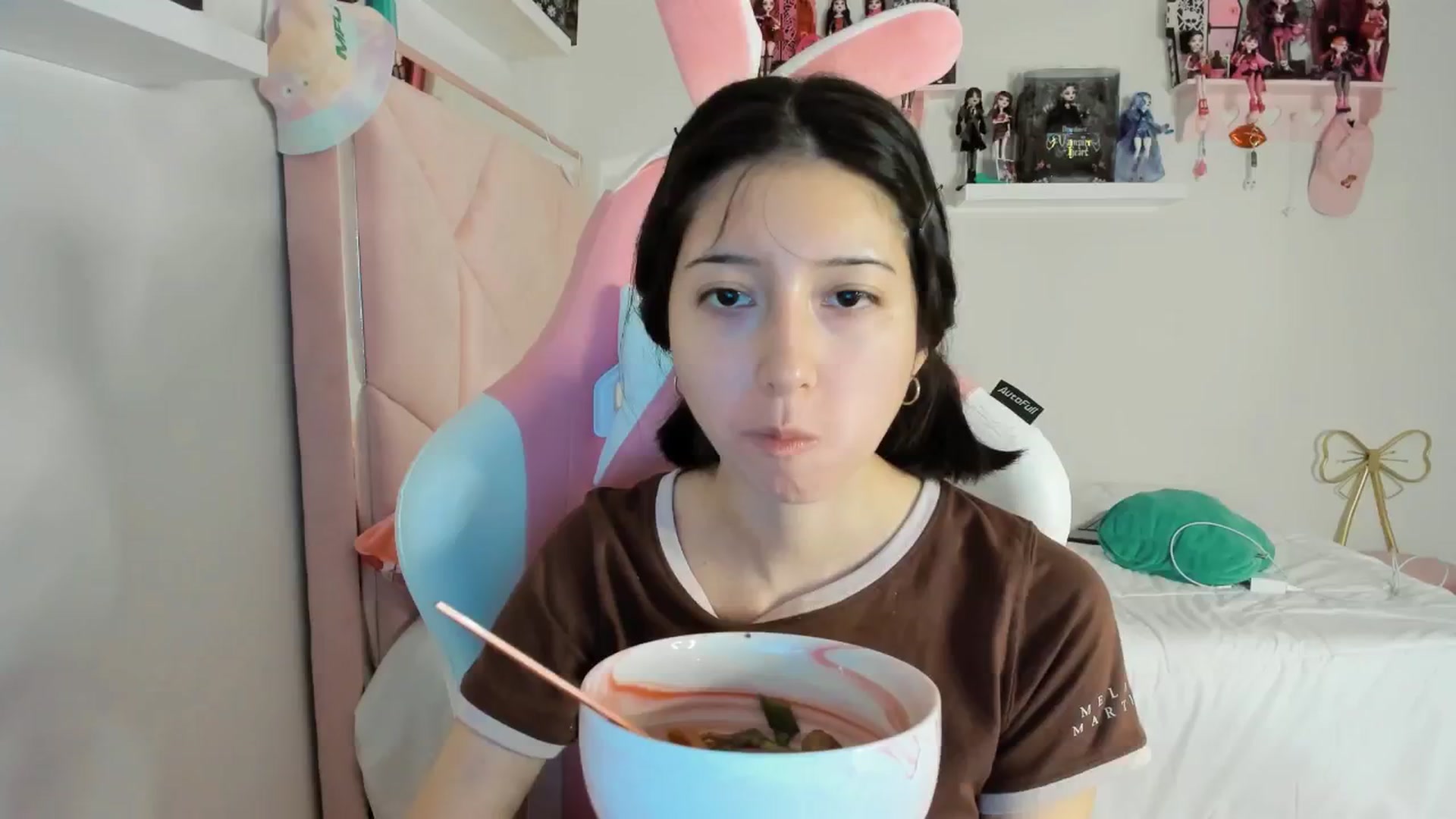 Gallery image thumbnail from Cherrycute666's myfreecams stream on, 12/02/2024, 04:12 image 3 of 20