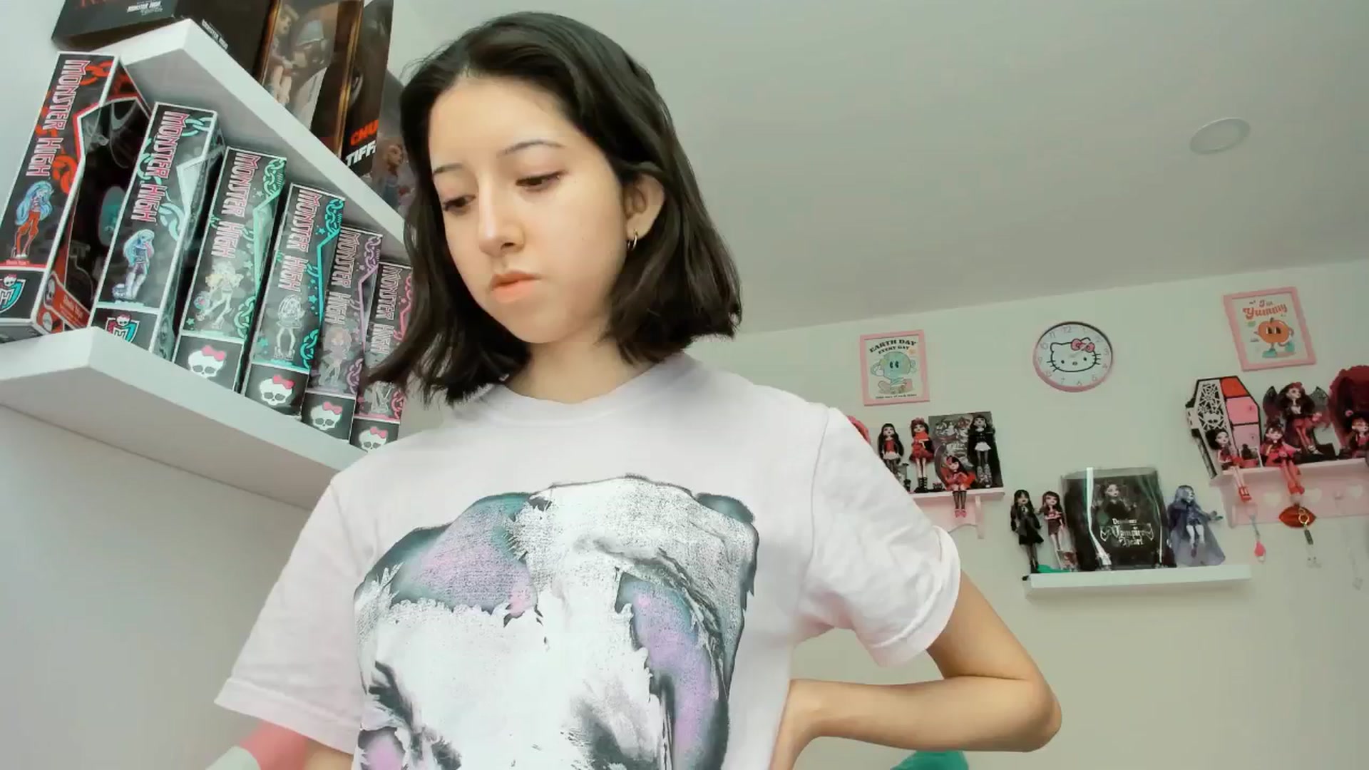 Gallery image thumbnail from Cherrycute666's myfreecams stream on, 12/02/2024, 21:46 image 19 of 20