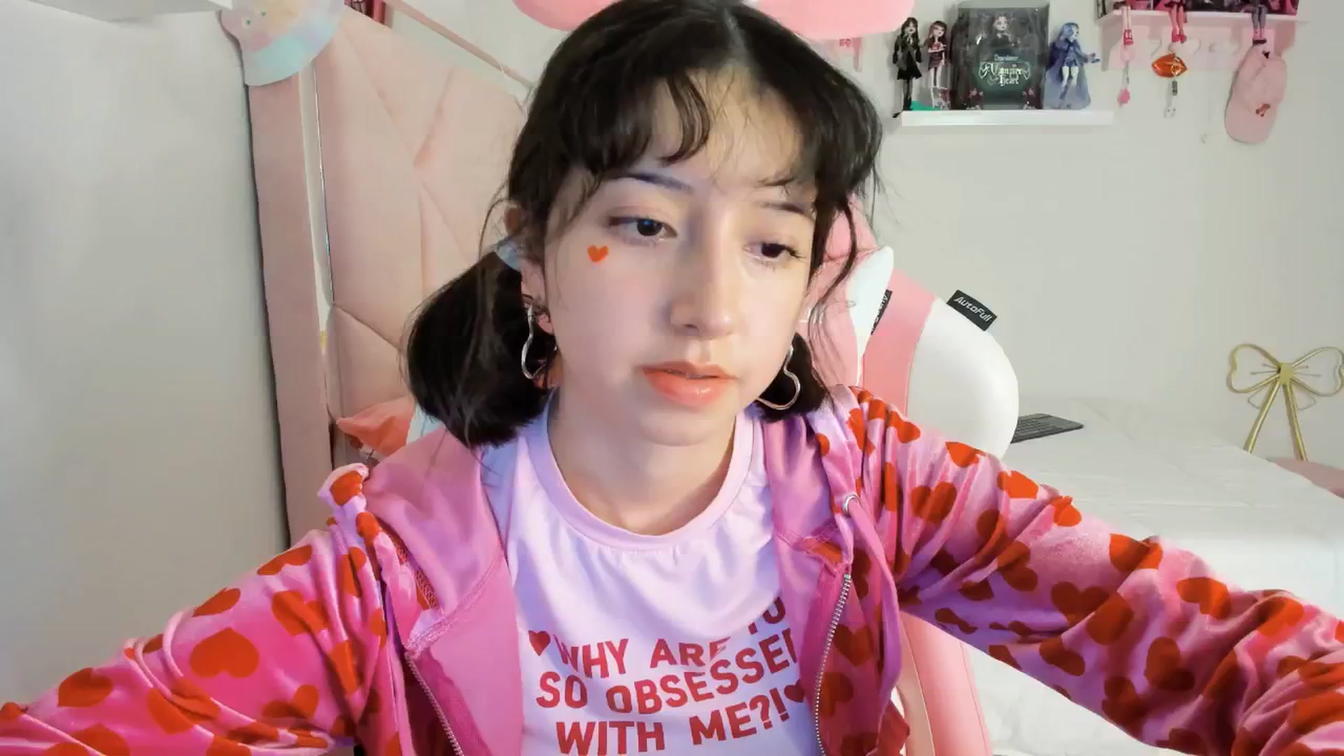 Gallery image thumbnail from Cherrycute666's myfreecams stream on, 12/03/2024, 05:21 image 5 of 20