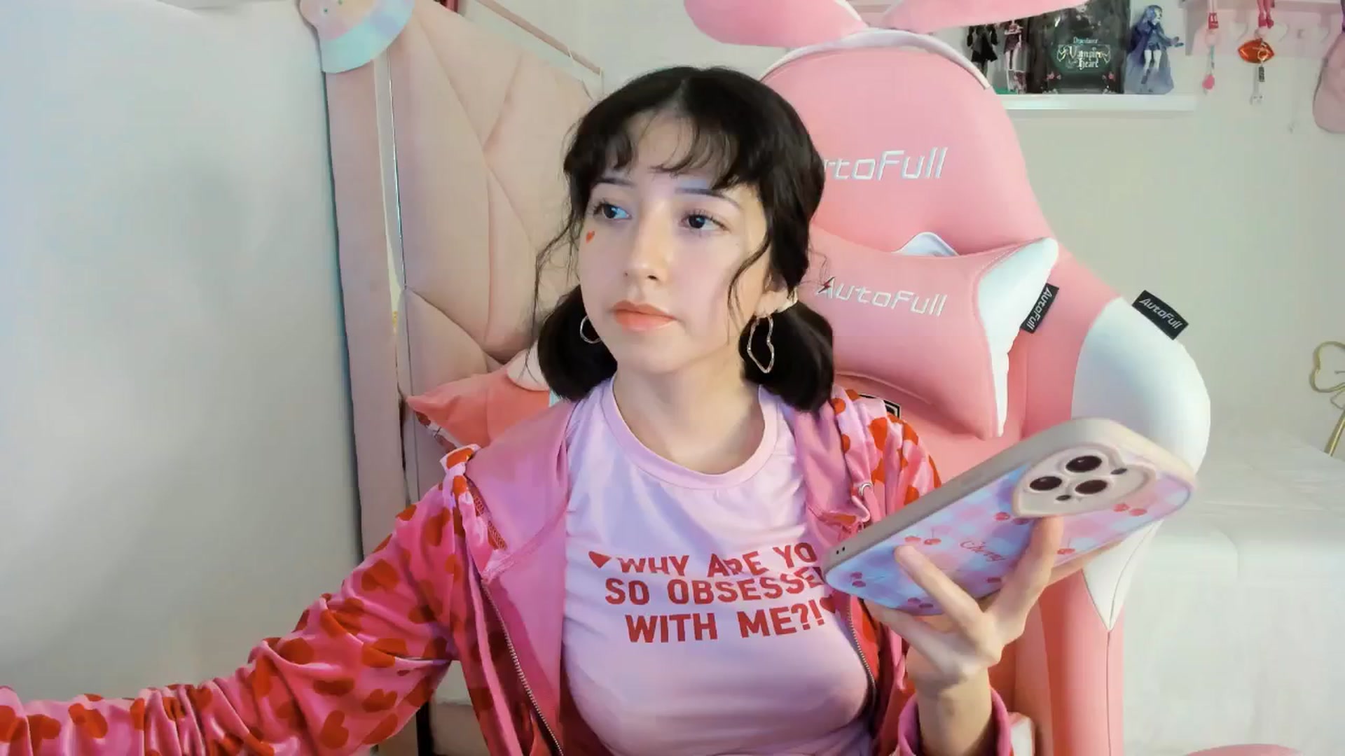 Gallery image thumbnail from Cherrycute666's myfreecams stream on, 12/03/2024, 05:21 image 11 of 20