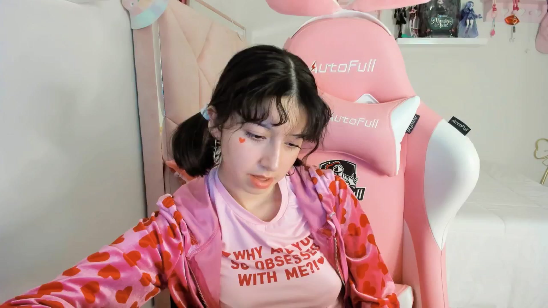Gallery image thumbnail from Cherrycute666's myfreecams stream on, 12/03/2024, 05:21 image 17 of 20