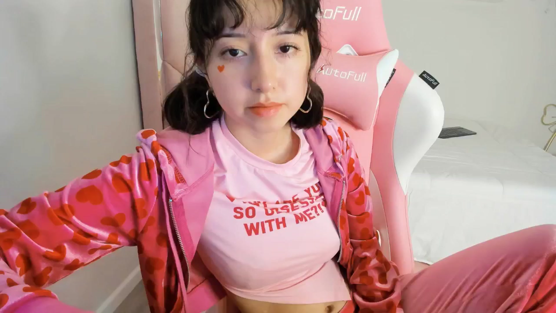 Gallery image thumbnail from Cherrycute666's myfreecams stream on, 12/03/2024, 05:21 image 7 of 20