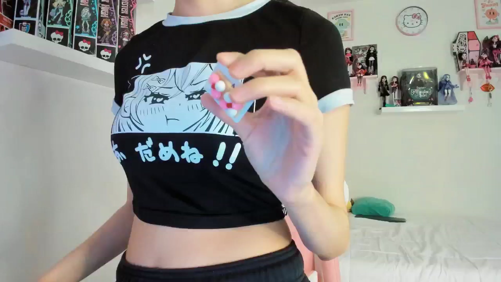 Gallery image thumbnail from Cherrycute666's myfreecams stream on, 12/04/2024, 01:57 image 14 of 20