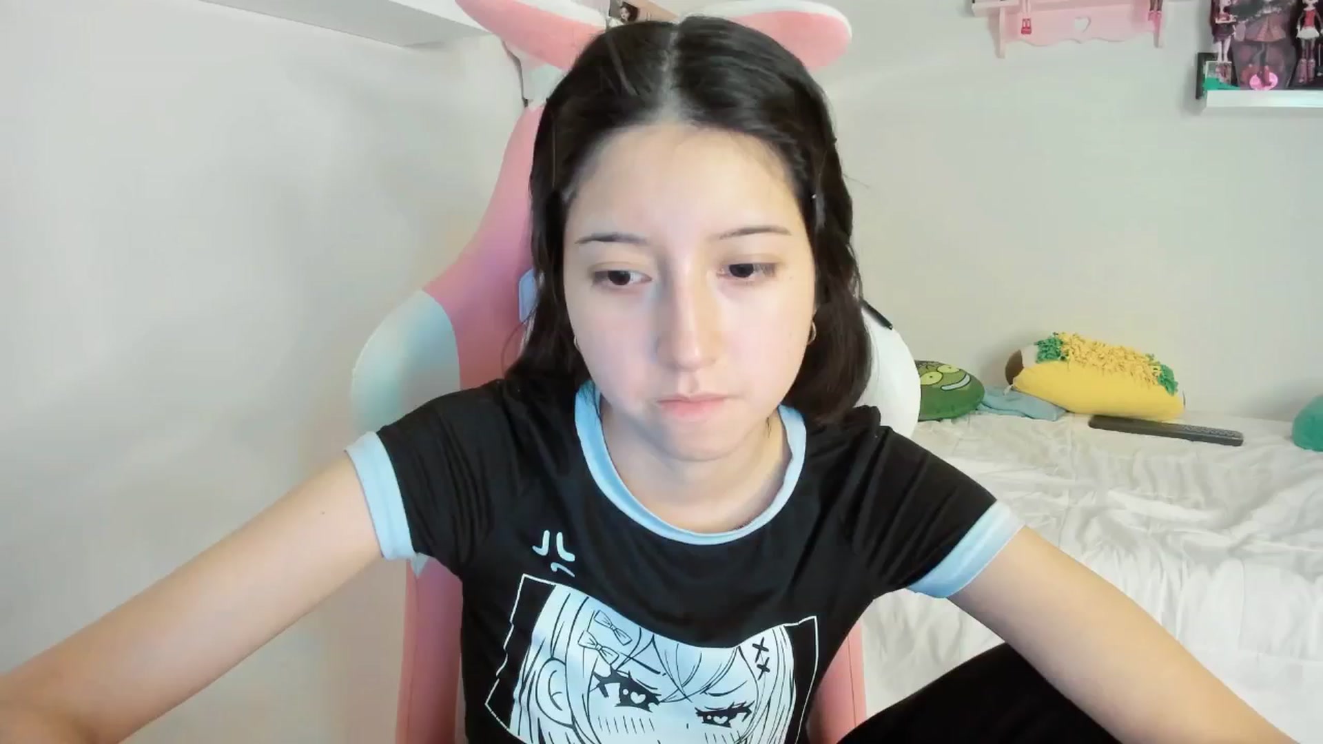 Gallery image thumbnail from Cherrycute666's myfreecams stream on, 12/04/2024, 06:20 image 8 of 20