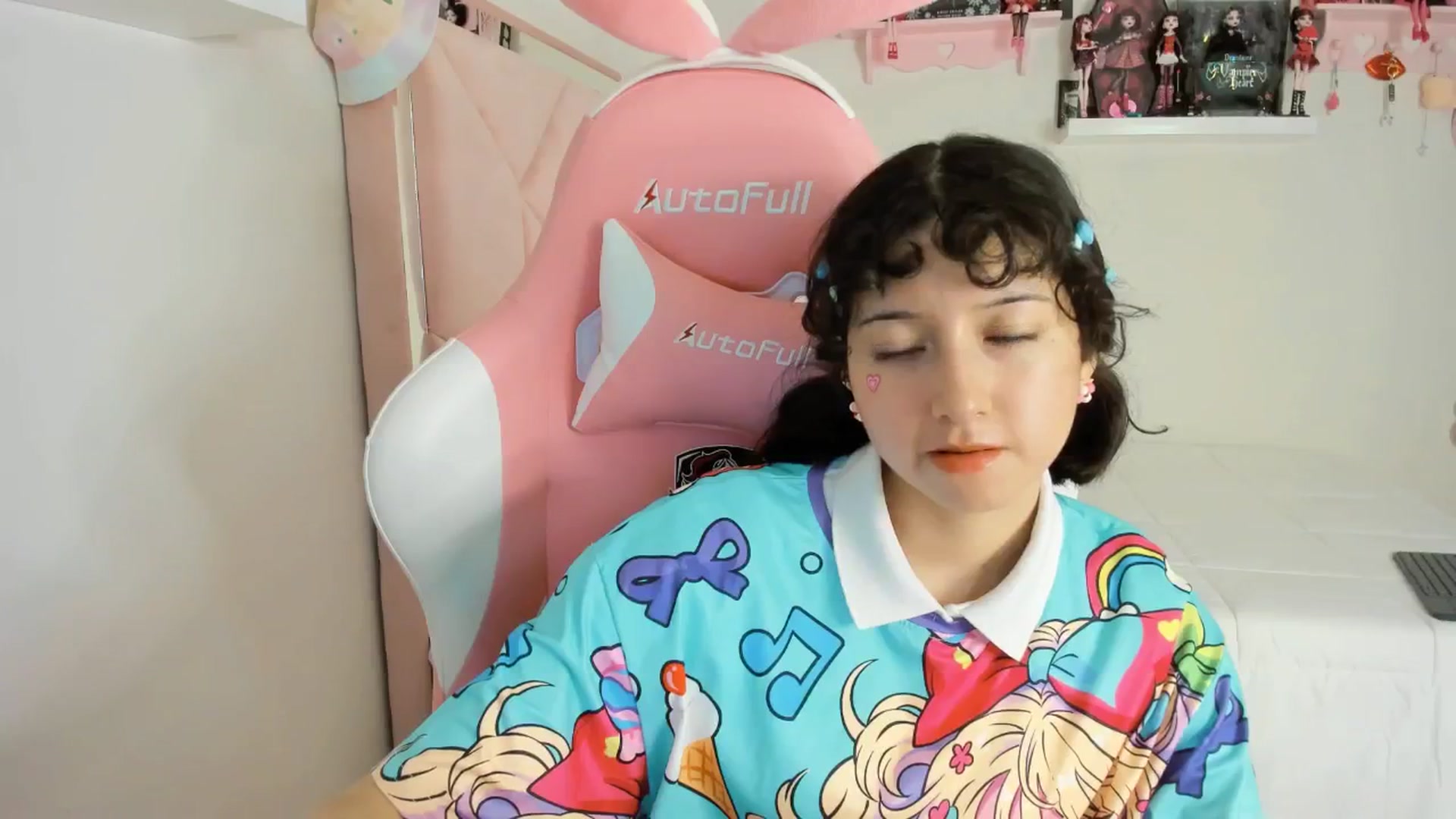 Gallery image thumbnail from Cherrycute666's myfreecams stream on, 12/05/2024, 06:57 image 14 of 20