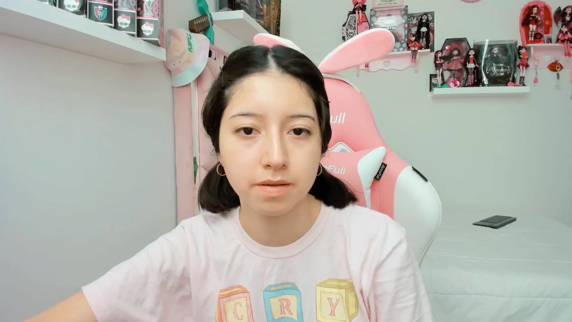 Gallery image thumbnail from Cherrycute666's myfreecams stream on, 12/05/2024, 20:15 image 2 of 20