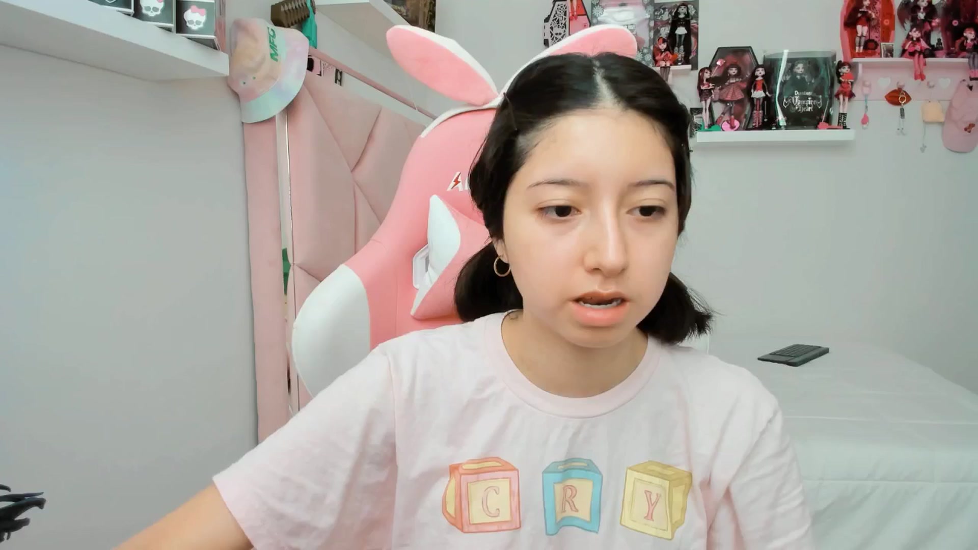 Gallery image thumbnail from Cherrycute666's myfreecams stream on, 12/05/2024, 20:15 image 14 of 20