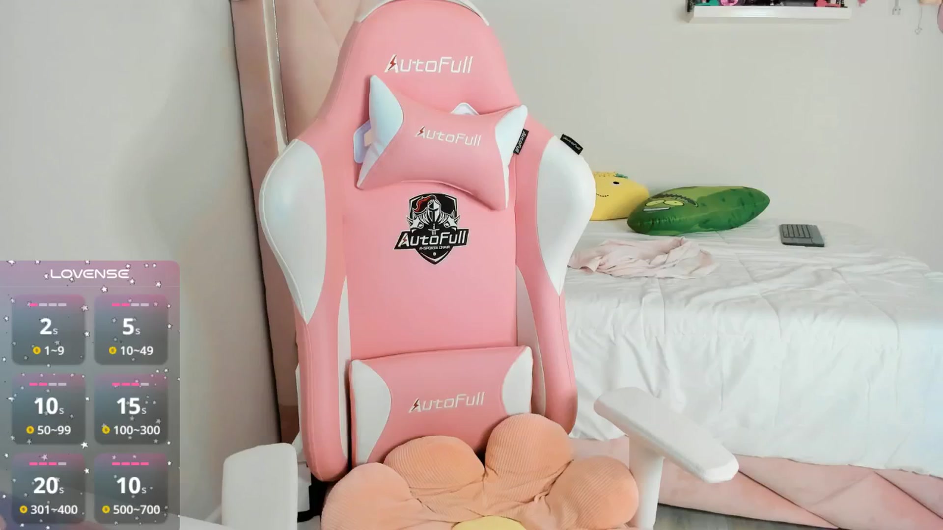 Gallery image thumbnail from Cherrycute666's myfreecams stream on, 12/06/2024, 05:30 image 7 of 20
