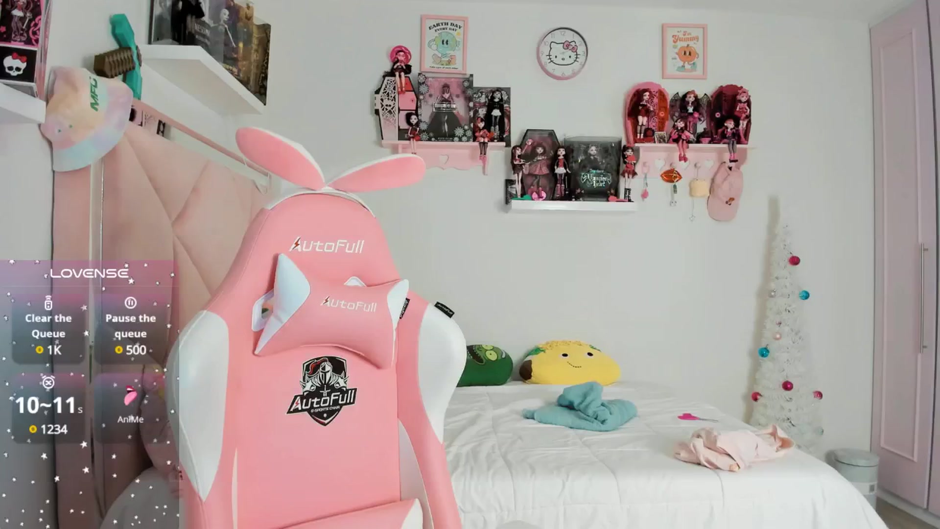 Gallery image thumbnail from Cherrycute666's myfreecams stream on, 12/06/2024, 07:23 image 1 of 20