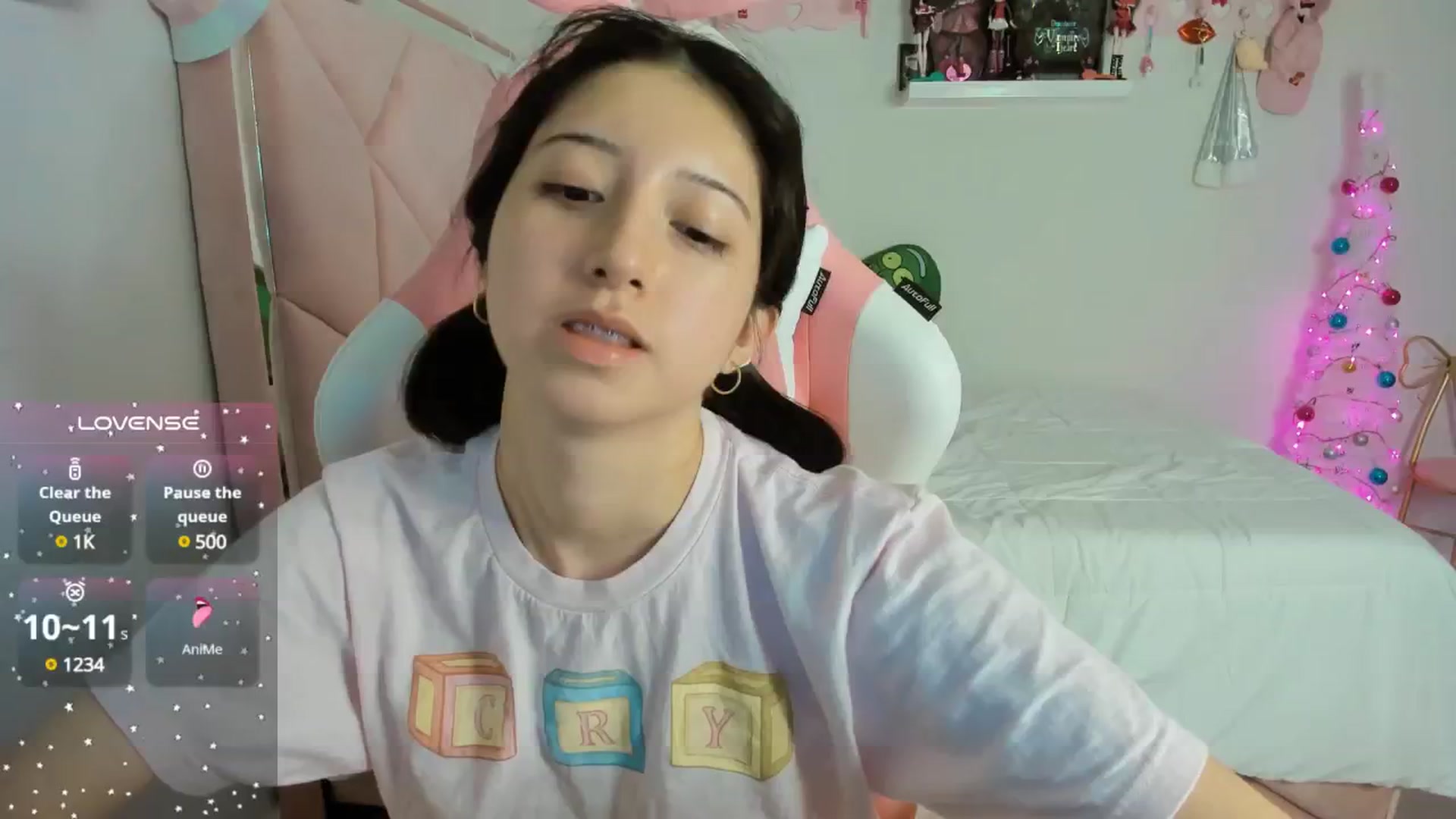 Gallery image thumbnail from Cherrycute666's myfreecams stream on, 12/06/2024, 08:07 image 13 of 20