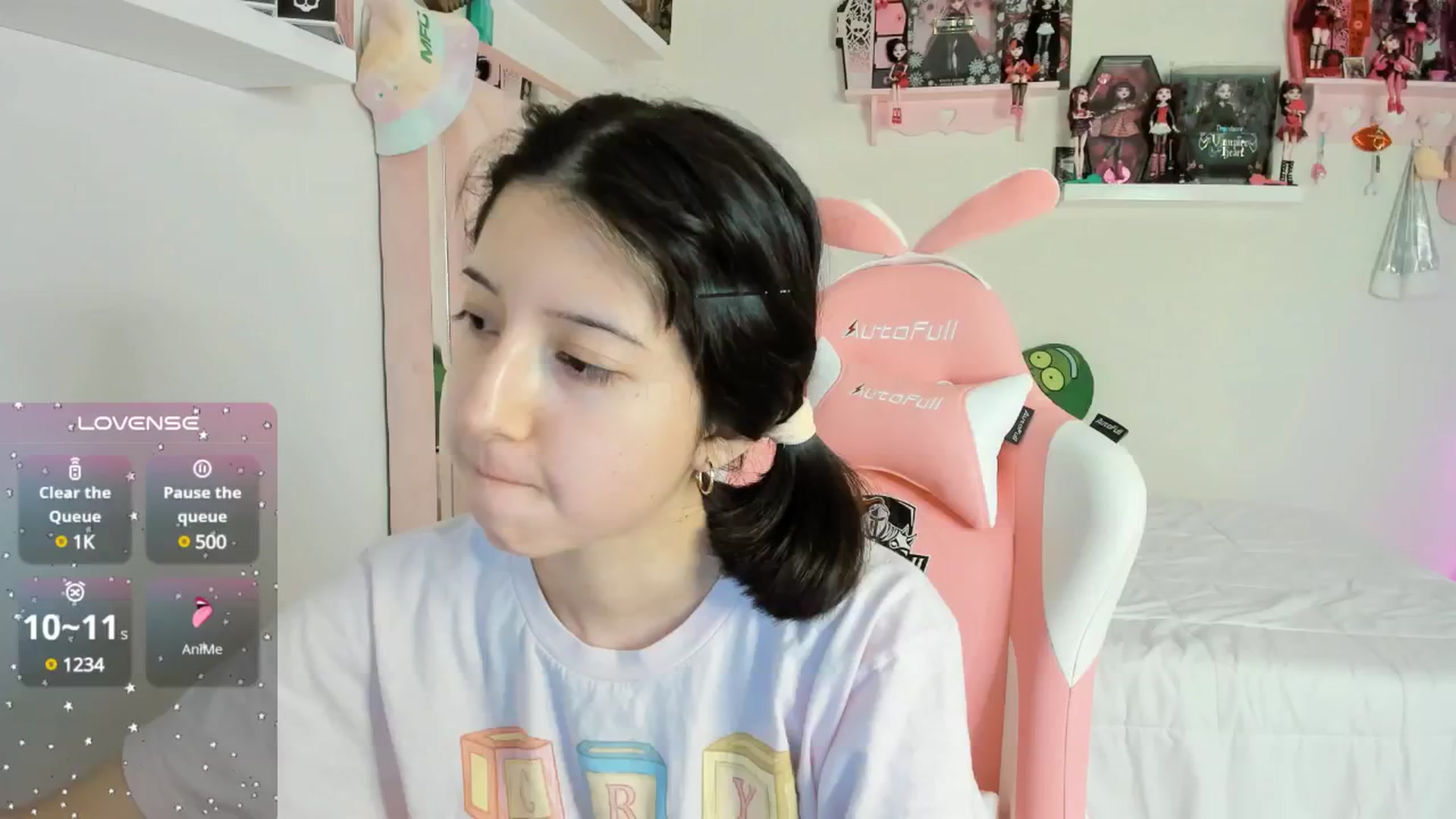 Gallery image thumbnail from Cherrycute666's myfreecams stream on, 12/06/2024, 11:03 image 1 of 20