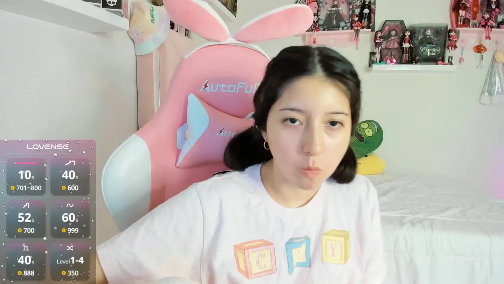 Gallery image thumbnail from Cherrycute666's myfreecams stream on, 12/06/2024, 11:03 image 2 of 20