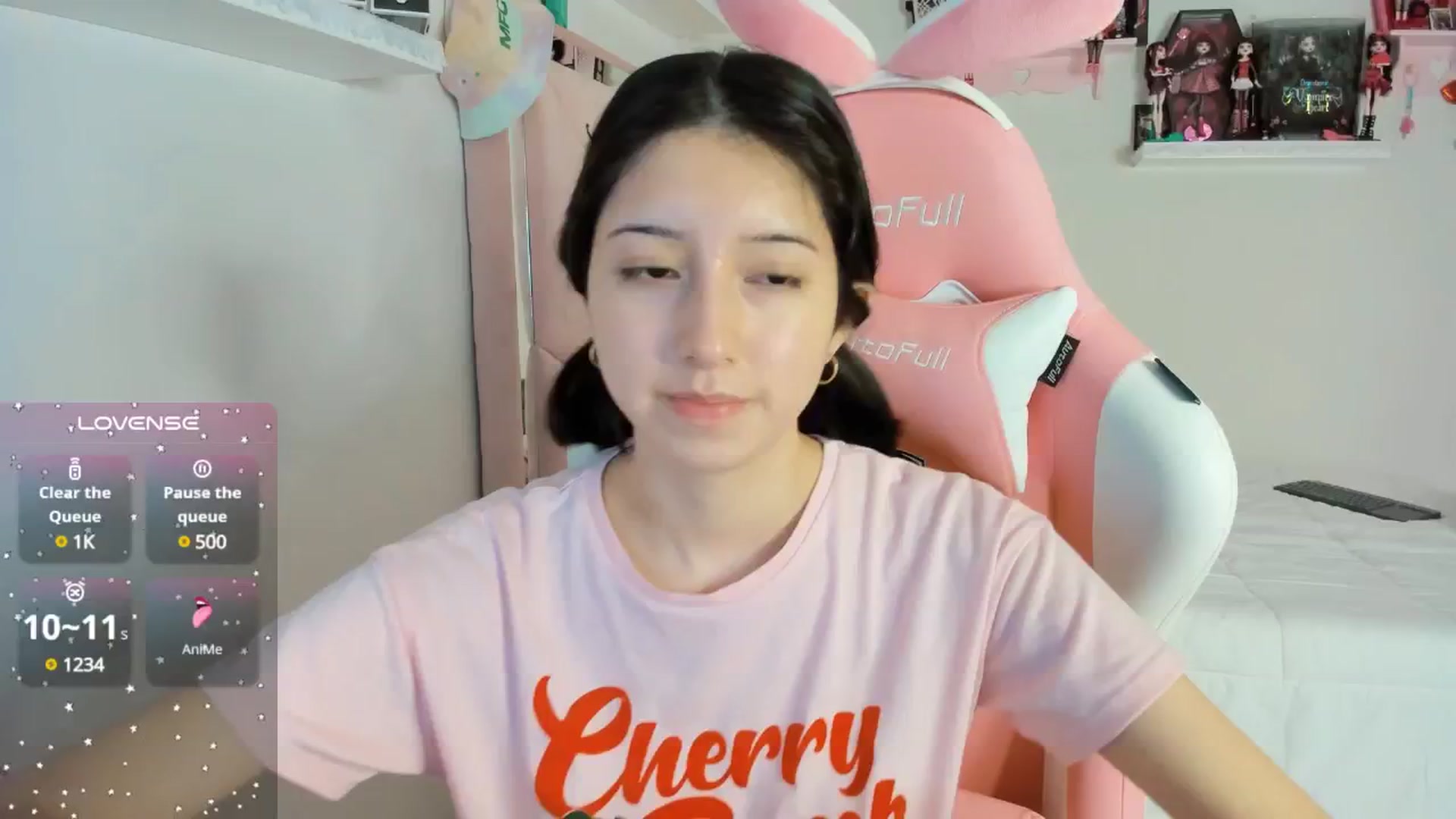 Gallery image thumbnail from Cherrycute666's myfreecams stream on, 12/07/2024, 07:34 image 13 of 20