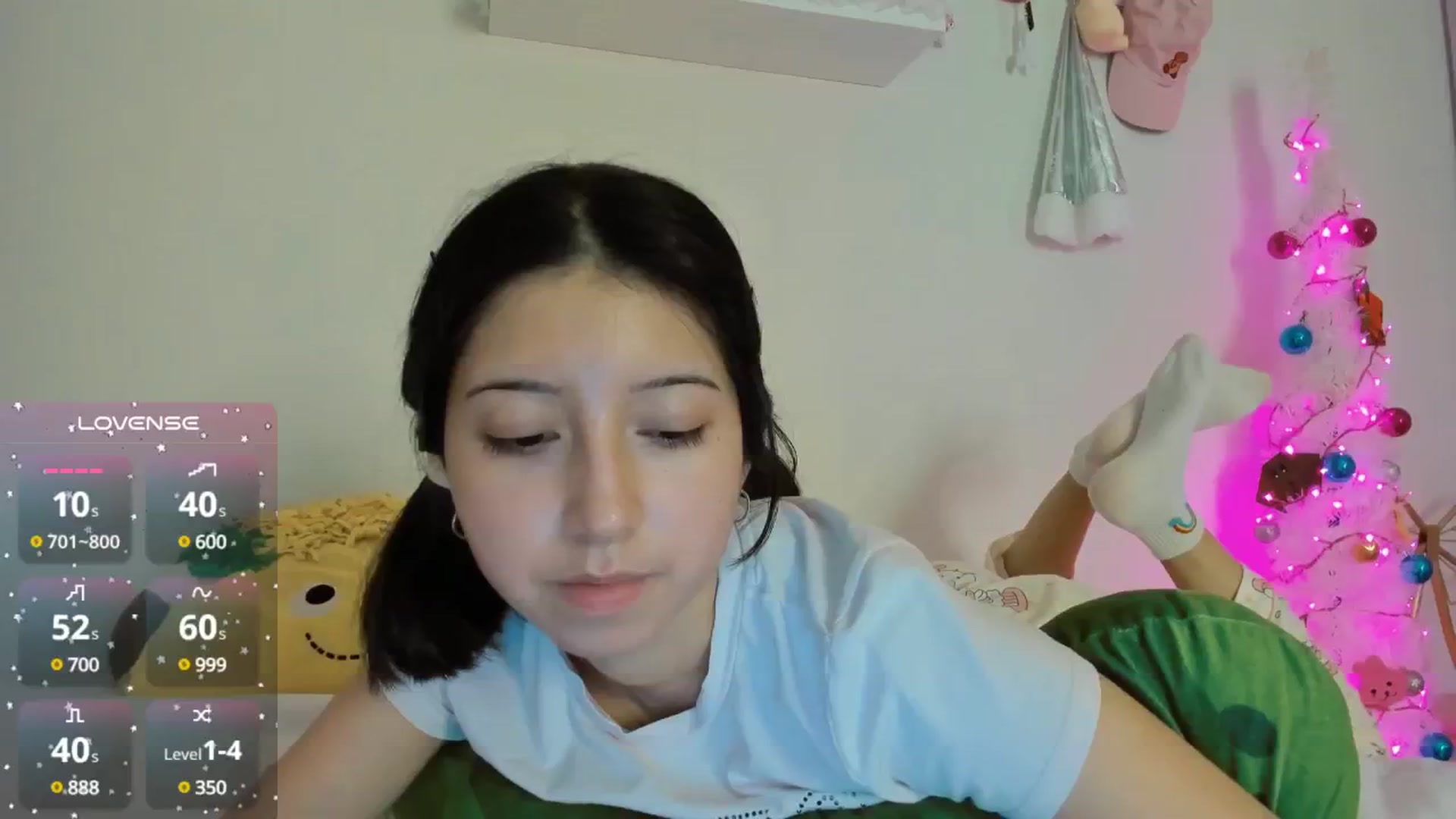 Gallery image thumbnail from Cherrycute666's myfreecams stream on, 12/08/2024, 07:31 image 3 of 20