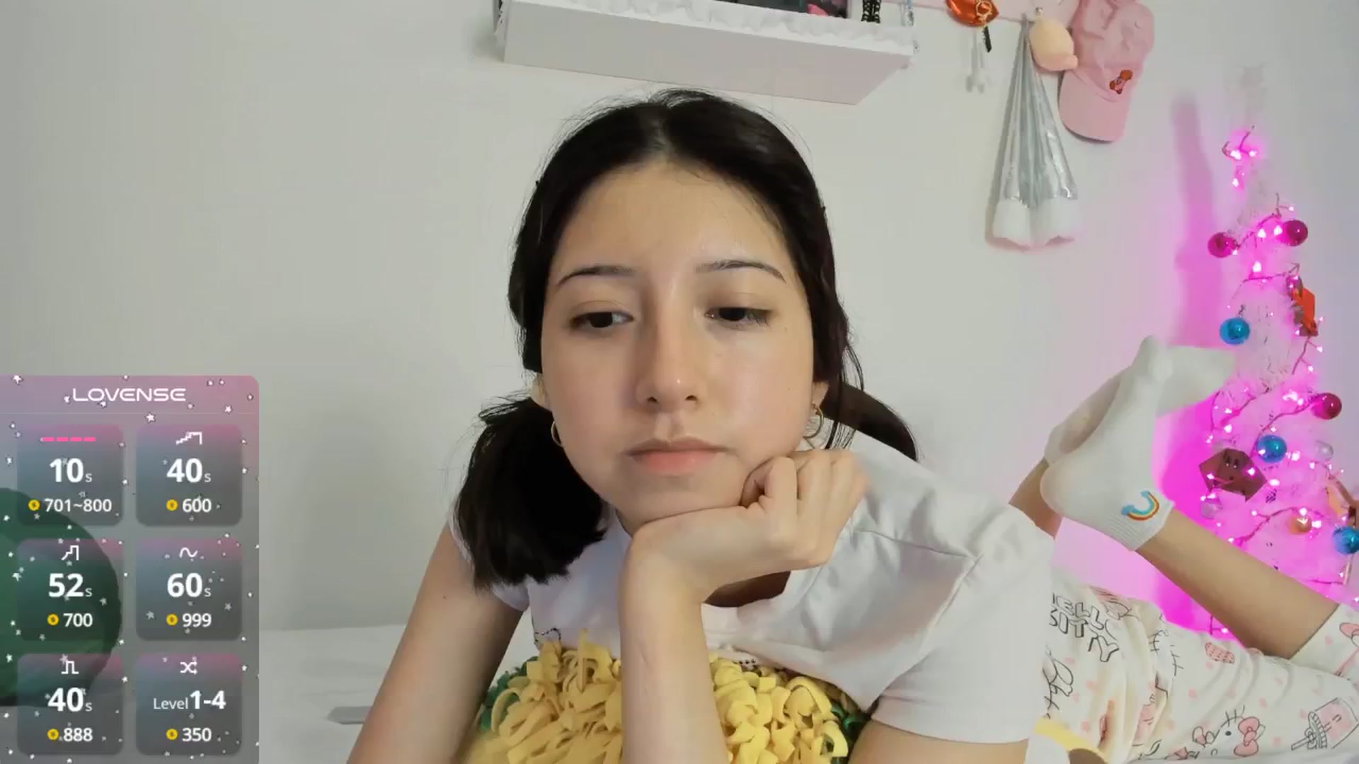 Gallery image thumbnail from Cherrycute666's myfreecams stream on, 12/08/2024, 07:31 image 11 of 20