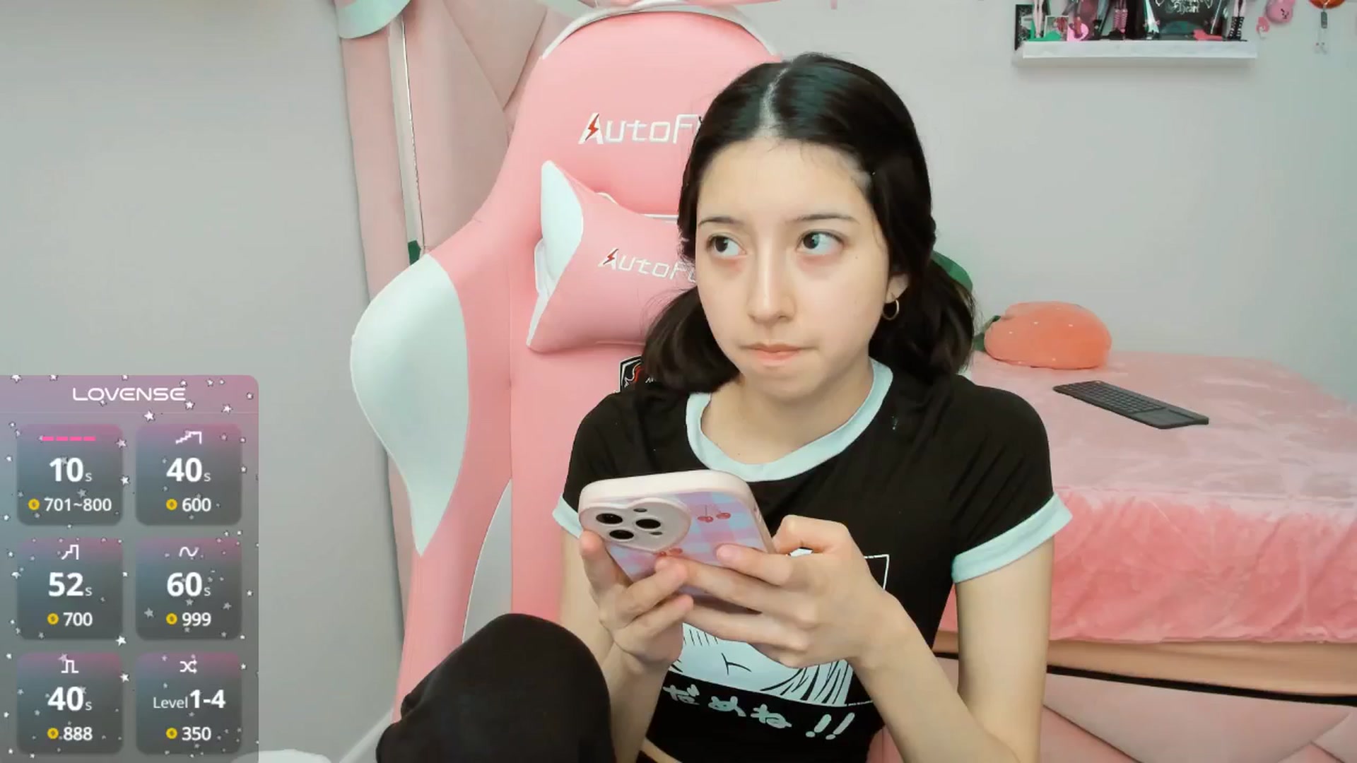 Gallery image thumbnail from Cherrycute666's myfreecams stream on, 12/11/2024, 23:09 image 14 of 20