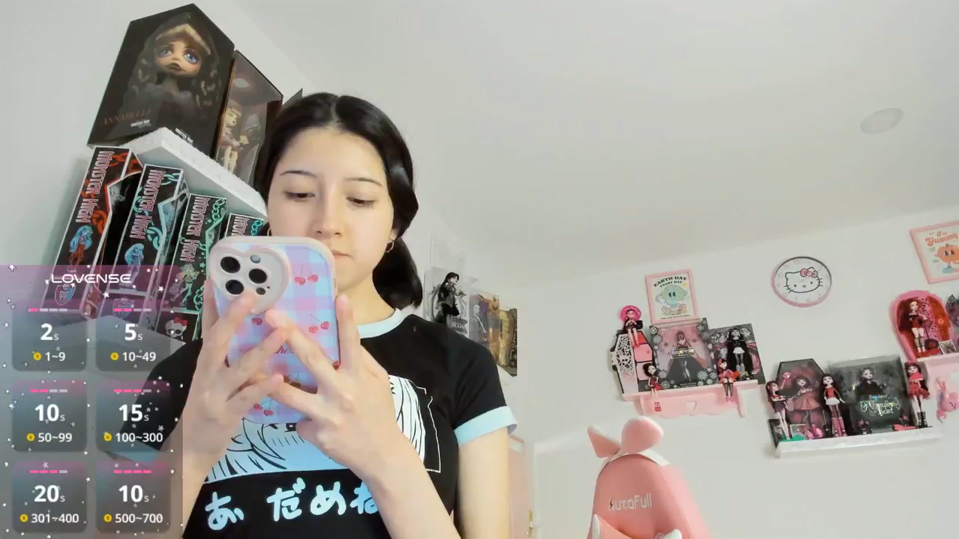 Gallery image thumbnail from Cherrycute666's myfreecams stream on, 12/12/2024, 05:11 image 7 of 20